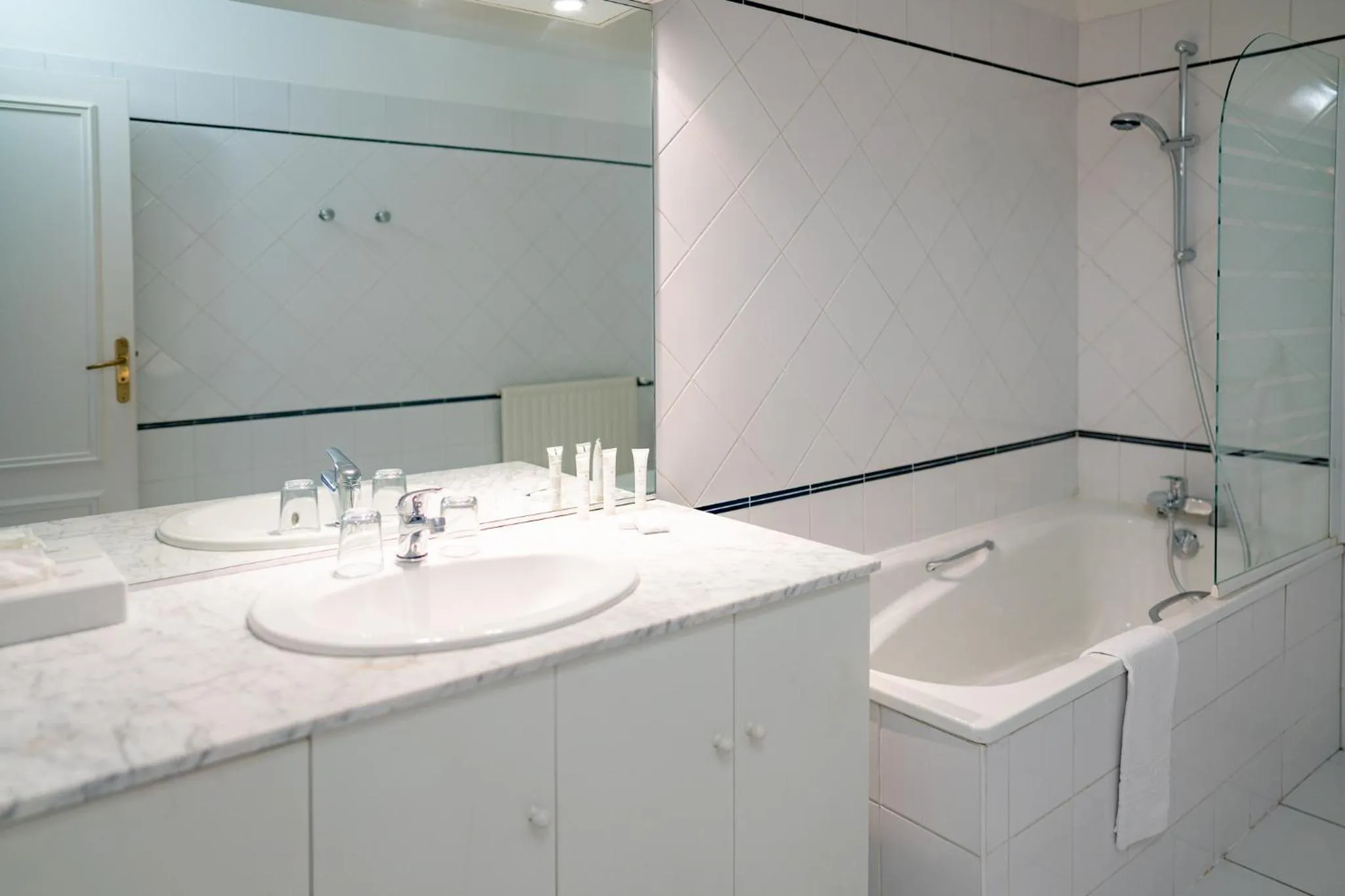 Bathroom in Hôtel de Margaux