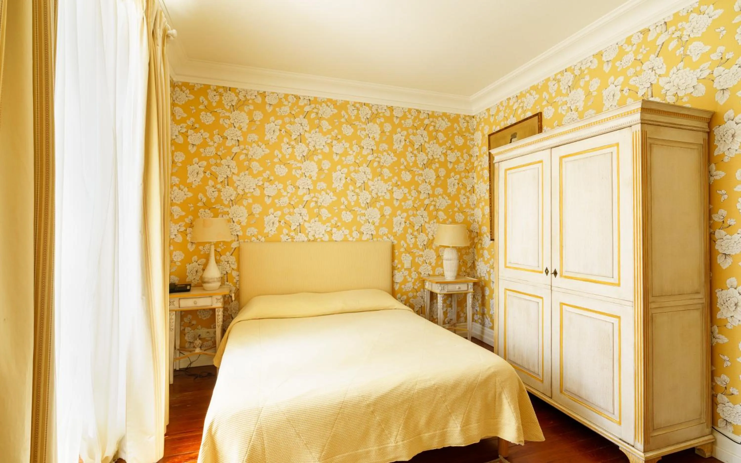 Bed in Hôtel de Margaux