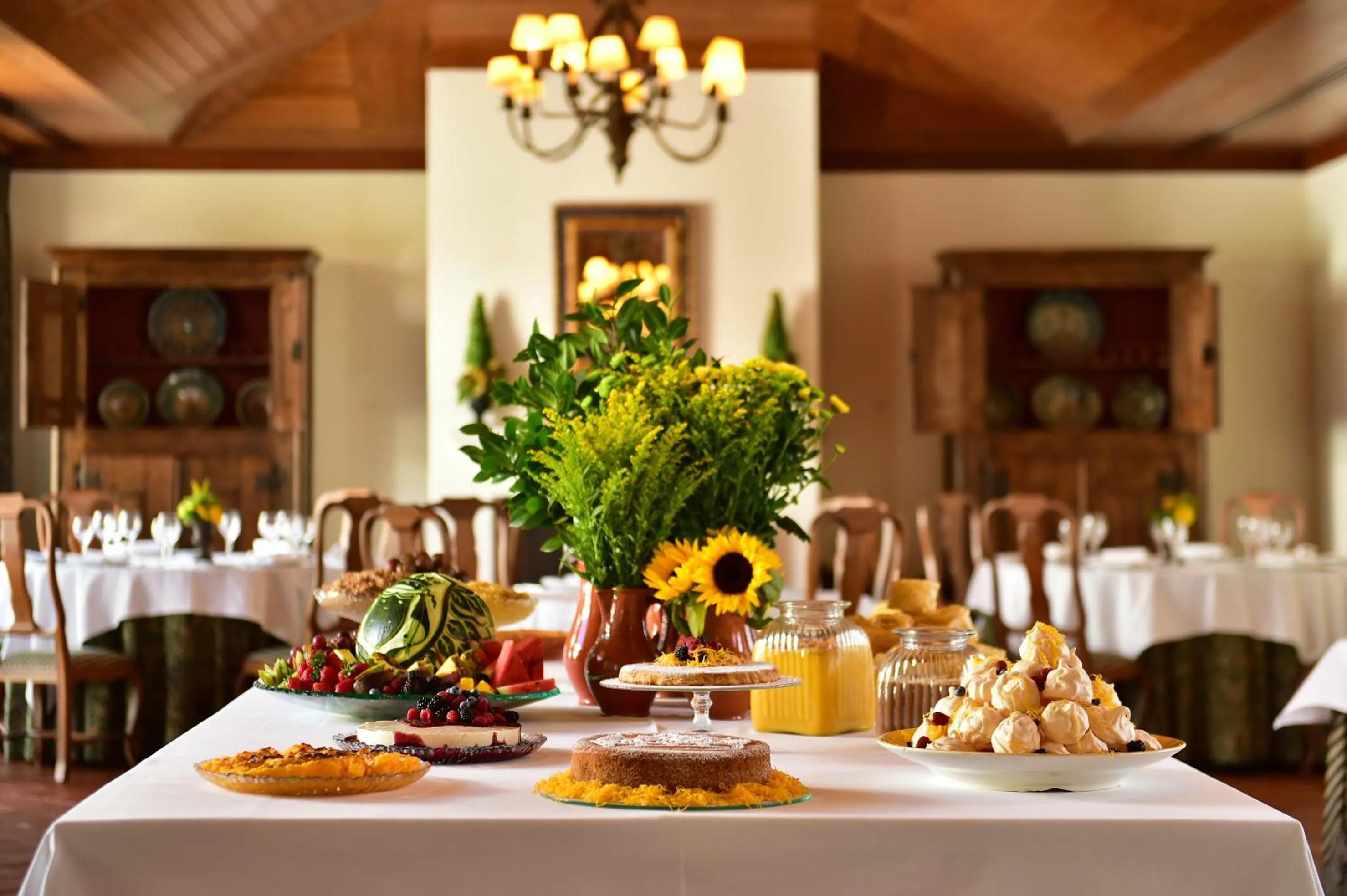 Buffet breakfast in Pousada Convento de Vila Viçosa