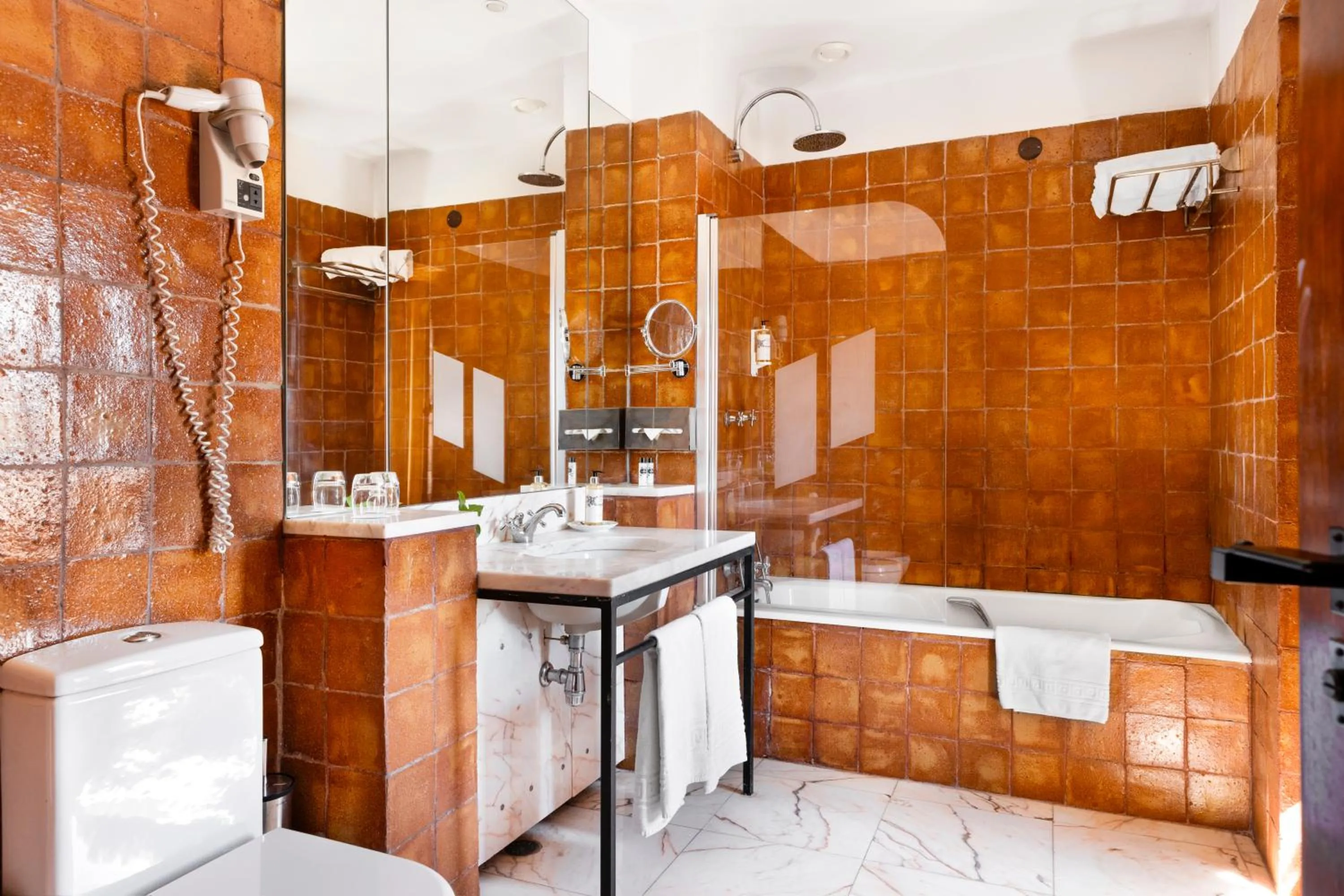 Bathroom in Pousada Convento de Vila Viçosa