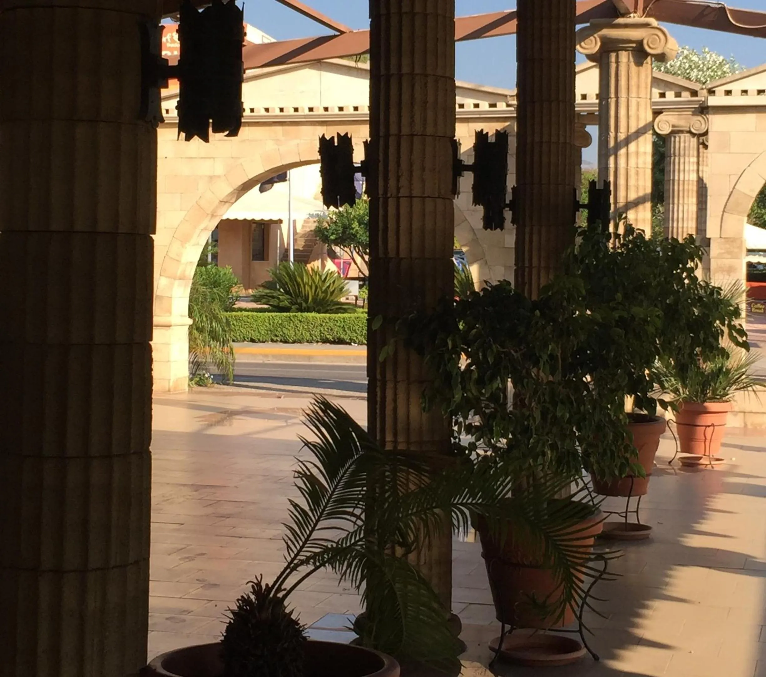 Facade/entrance in Nikos Ikies