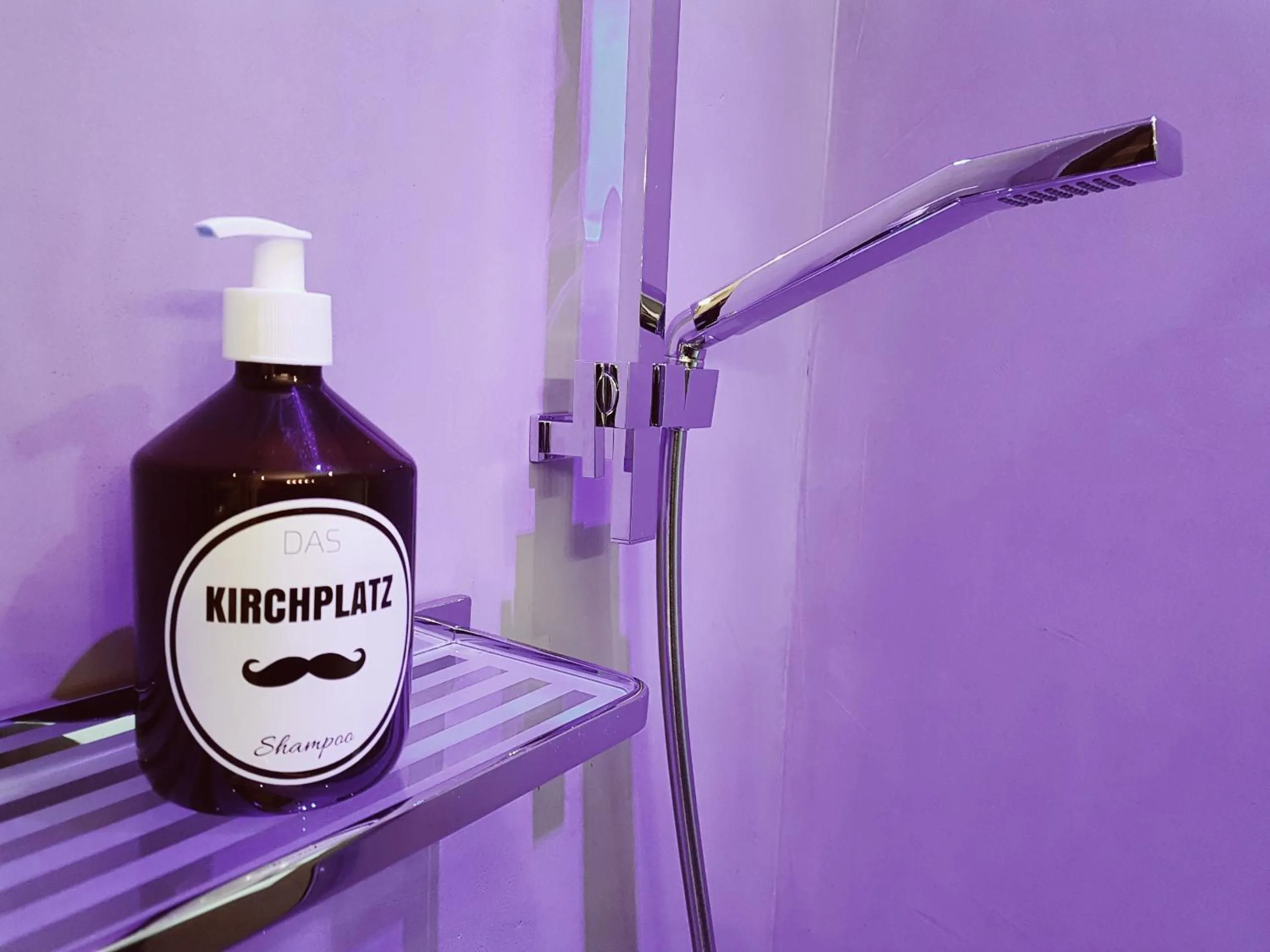 Shower in Hotel Pension Kirchplatz