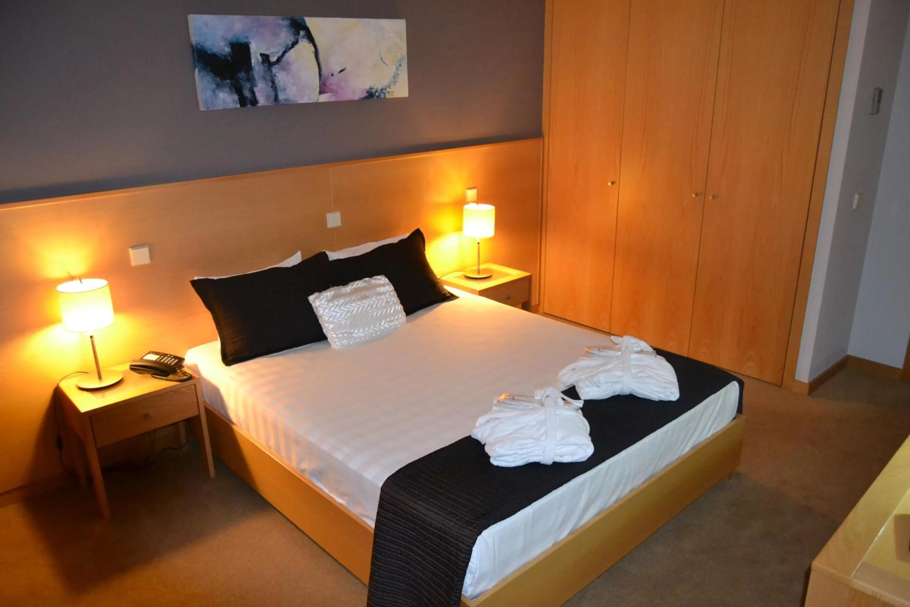 Bedroom, Bed in Hotel Bienestar Termas de Moncao