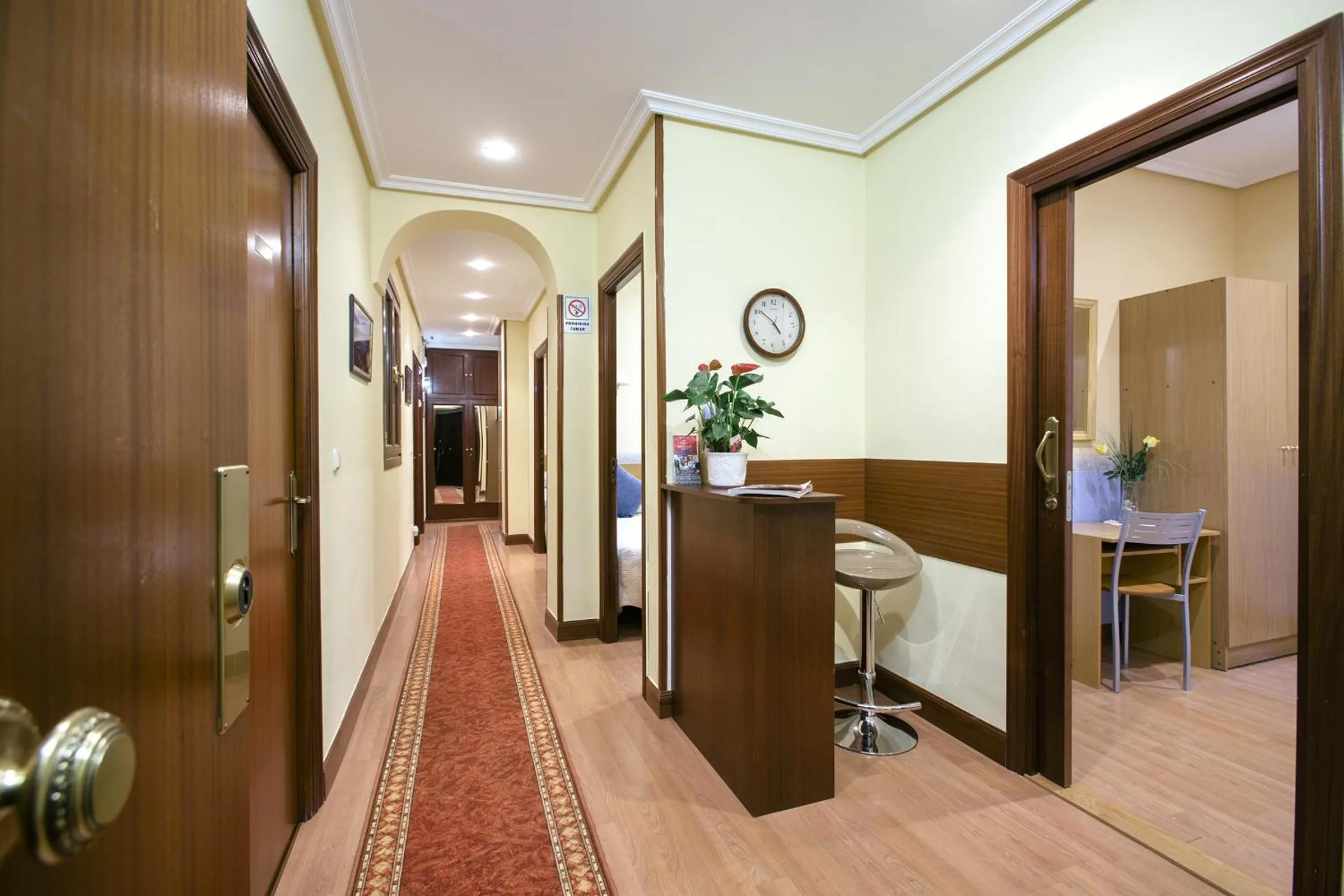 Lobby or reception in Pensión San Jerónimo
