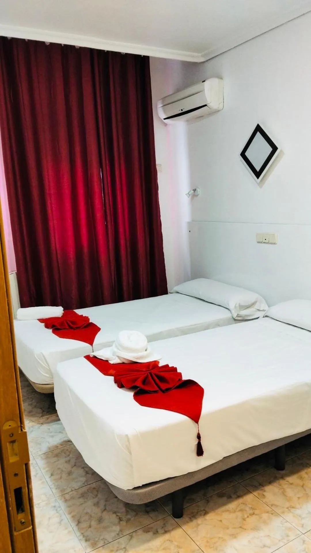 Bed in Hostal Las Vegas