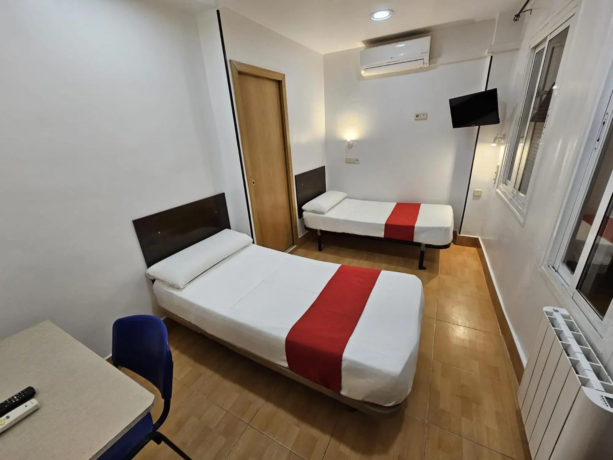 Photo of the whole room, Bed in Hostal Las Vegas