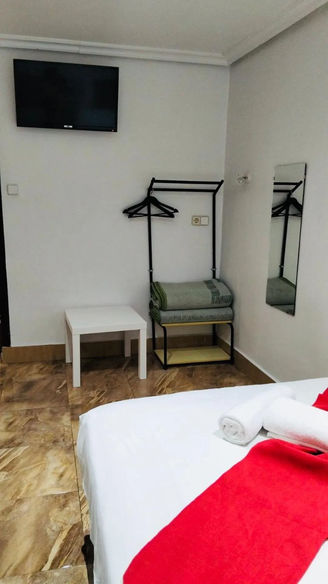 Bedroom, Bed in Hostal Las Vegas