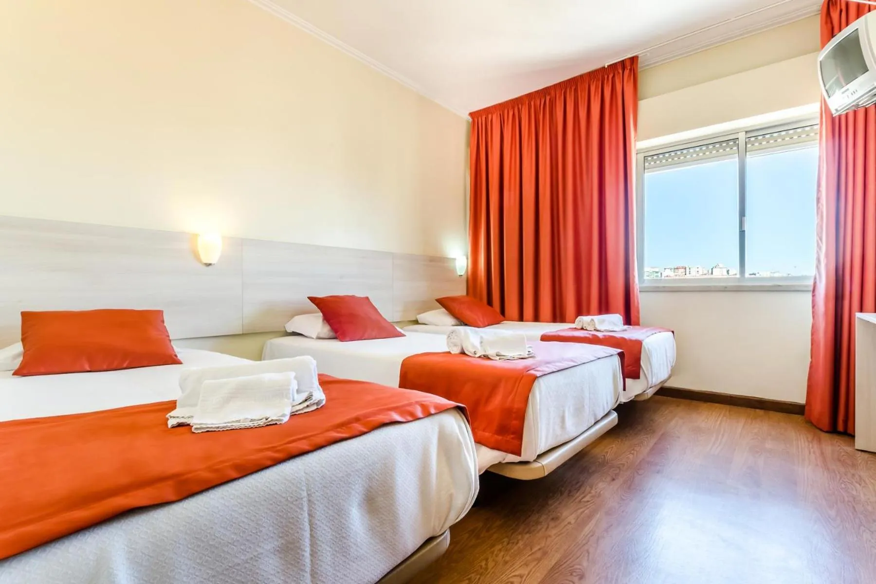 Bed in Residencial Jardim da Amadora