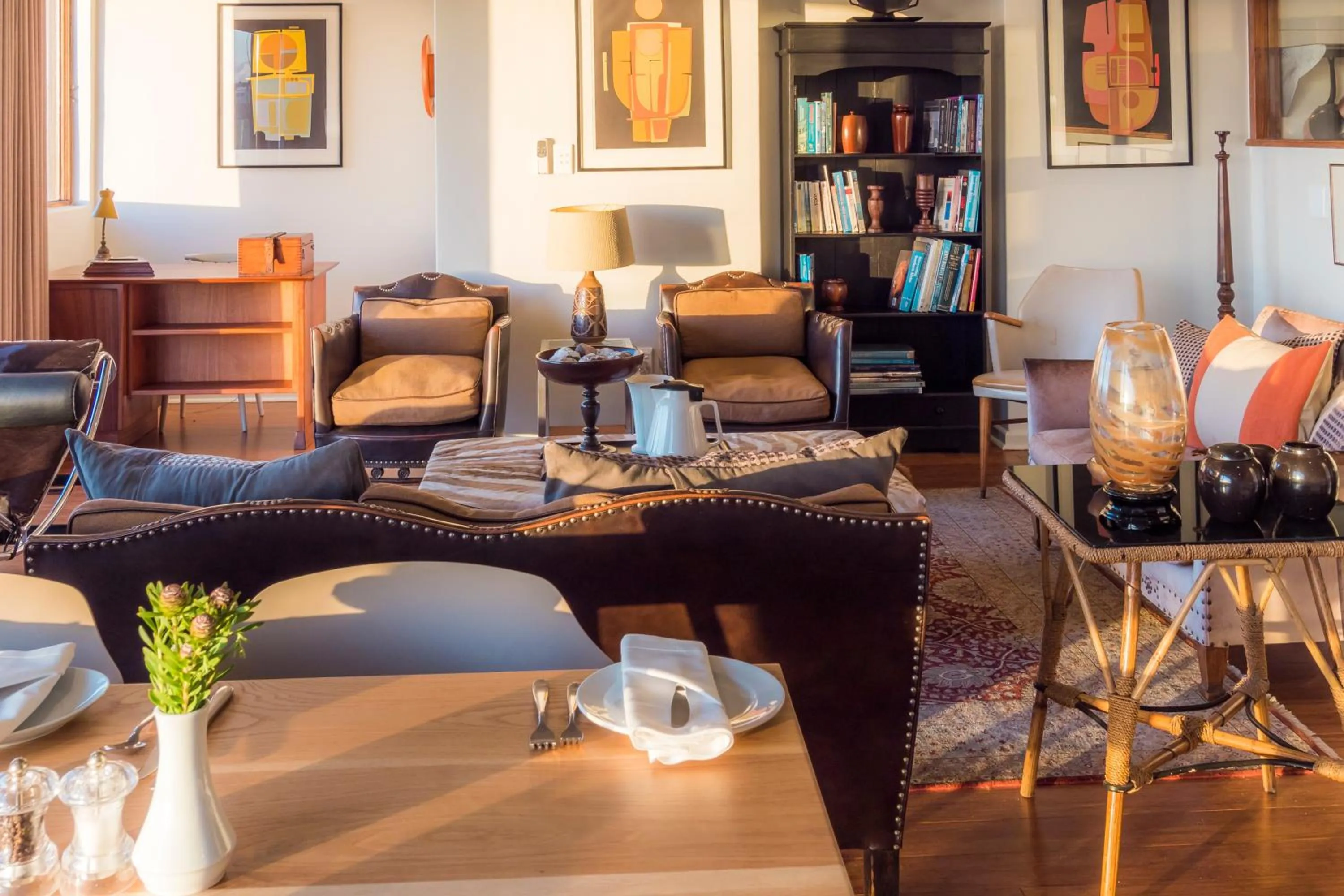 Lounge or bar in Schulphoek Seafront House