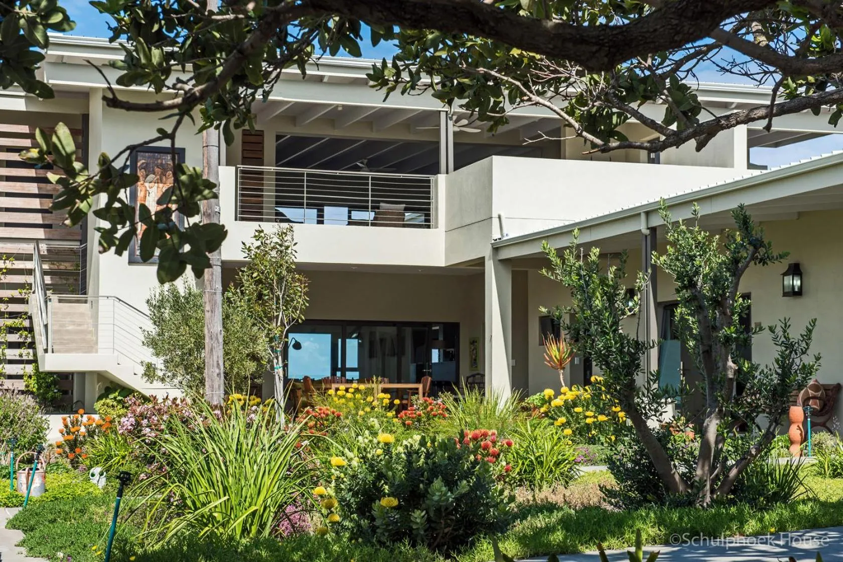 Garden in Schulphoek Seafront House