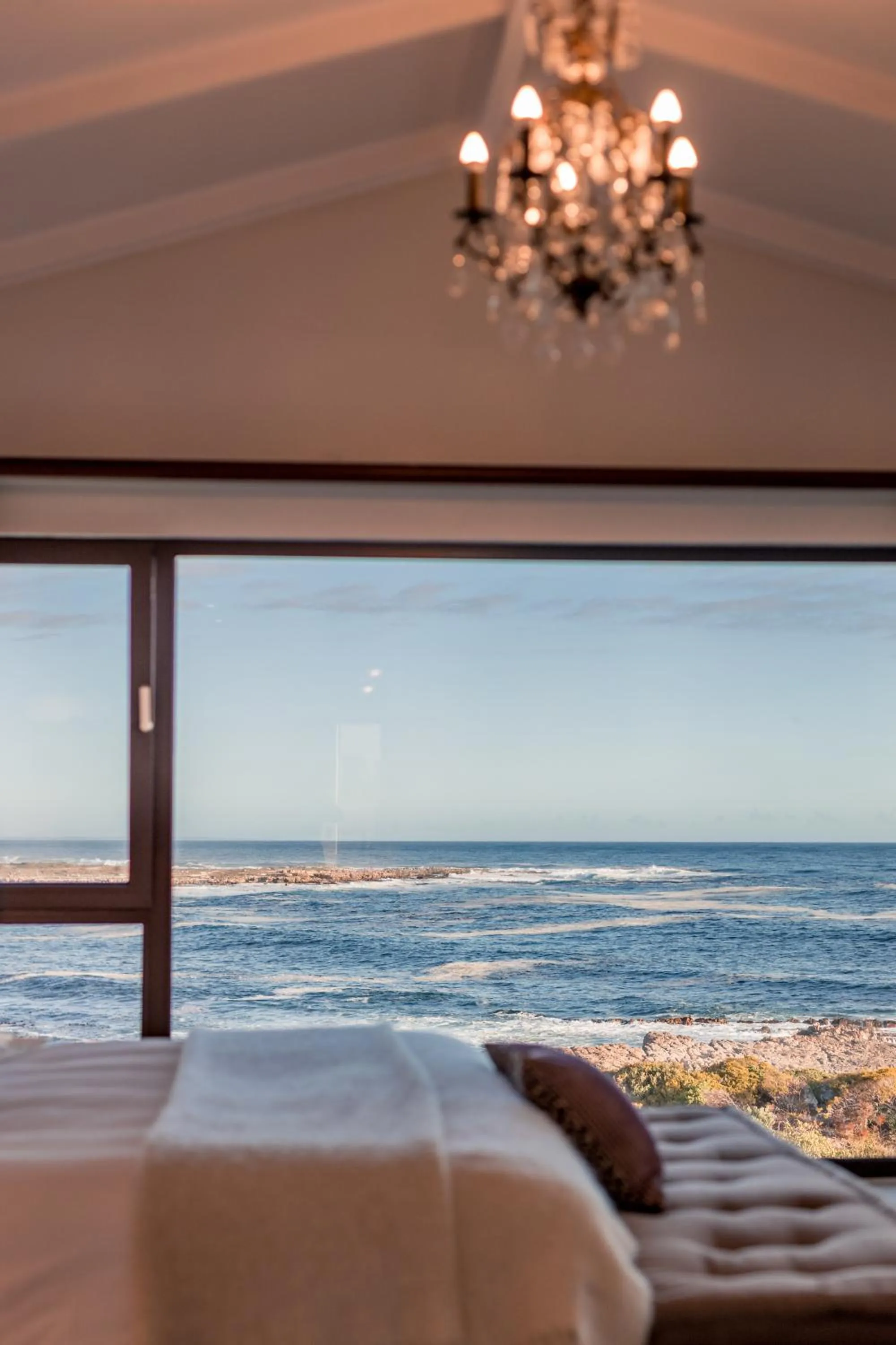 Sea view, Bed in Schulphoek Seafront House