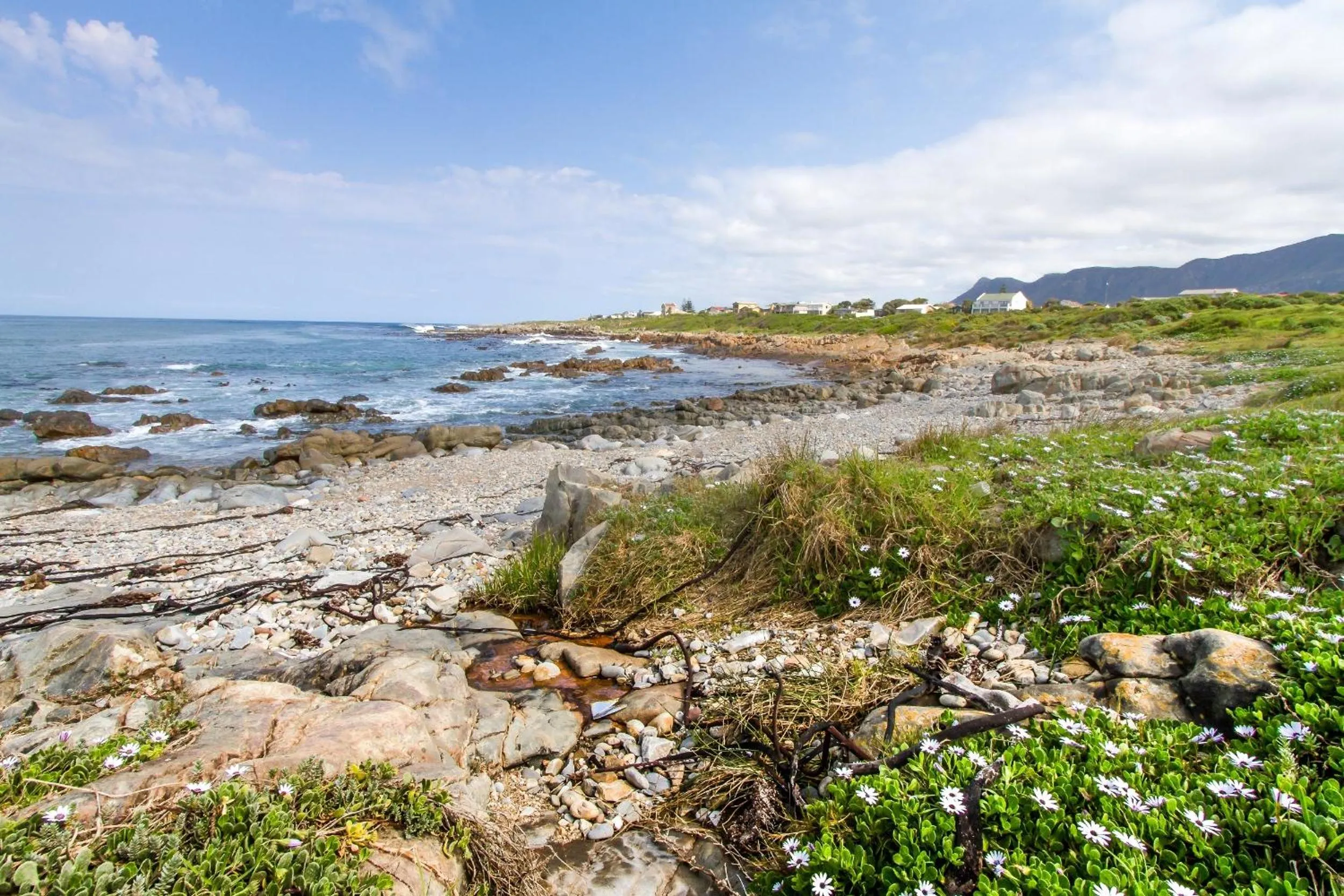 Day in Schulphoek Seafront House