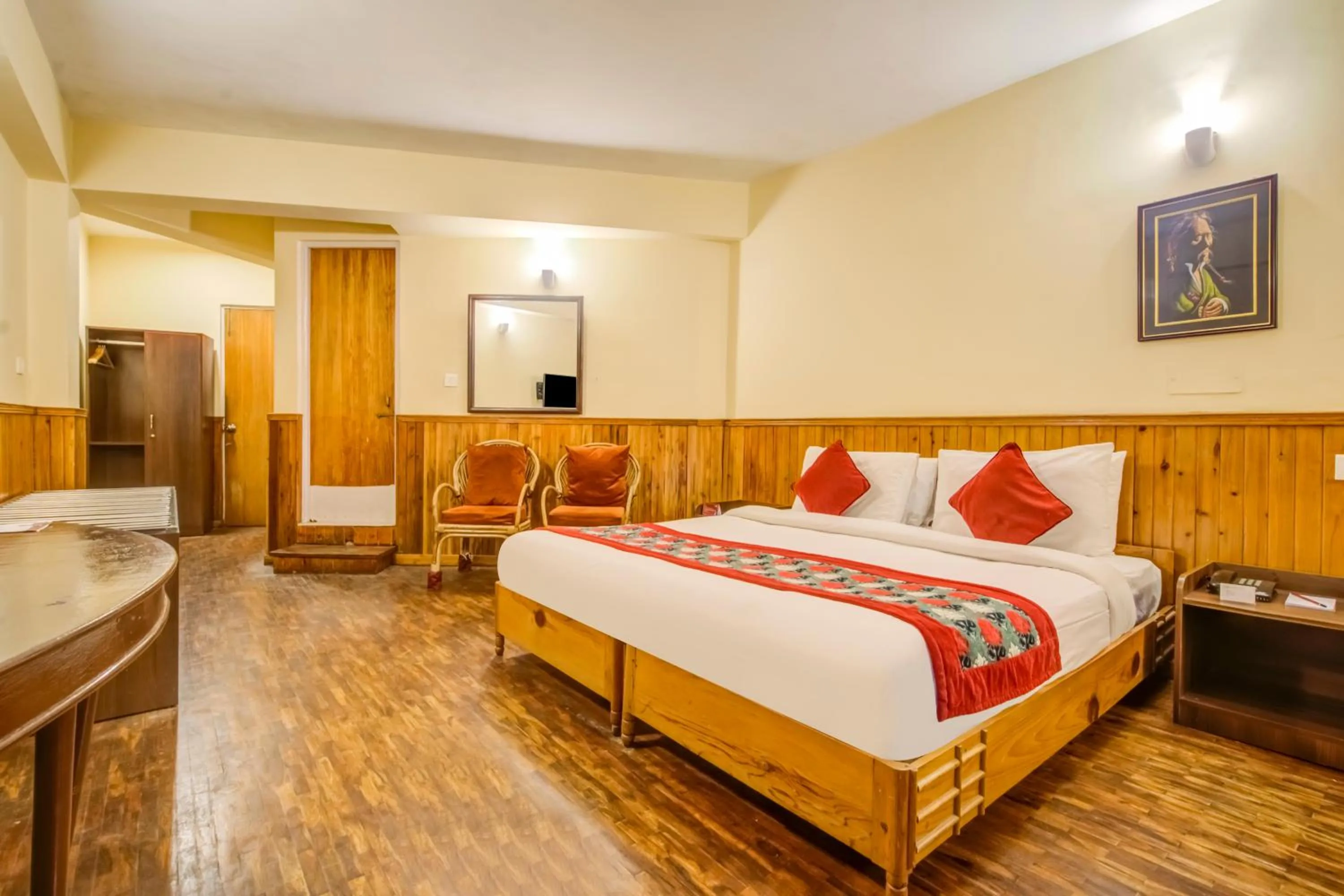 TV and multimedia in Summit Newa Regency