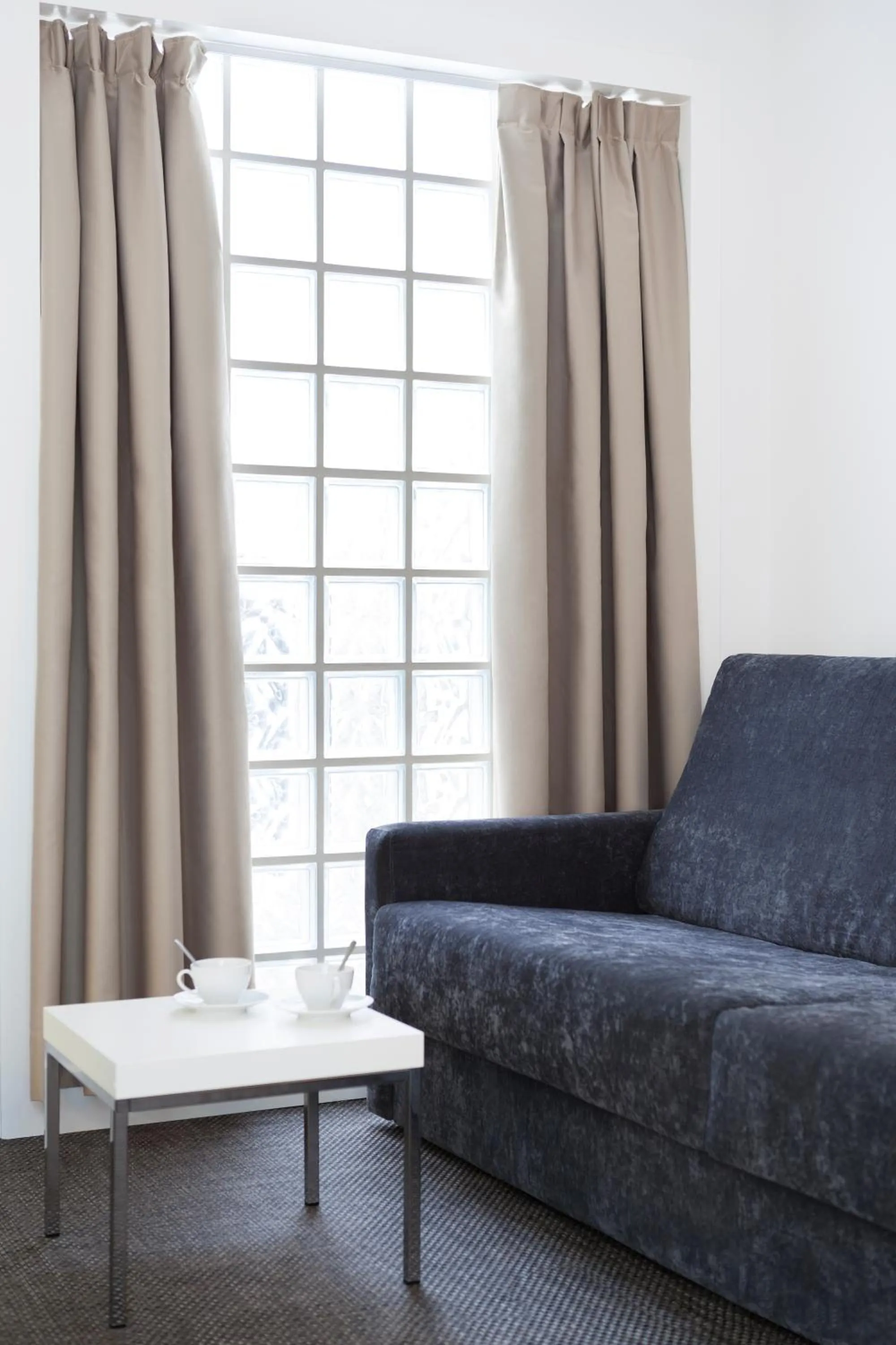 Seating area in Artrip Hotel