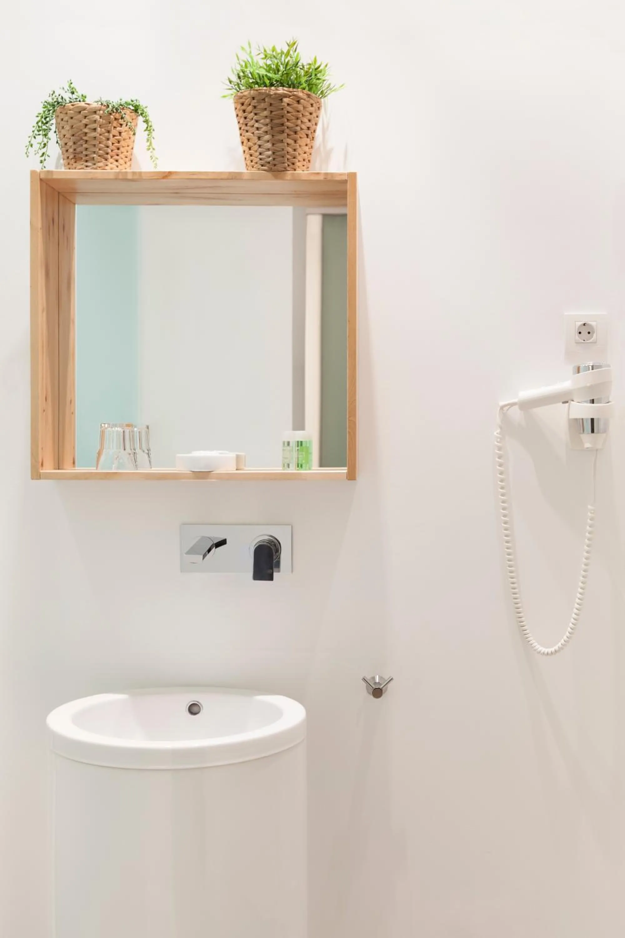 Bathroom in Artrip Hotel