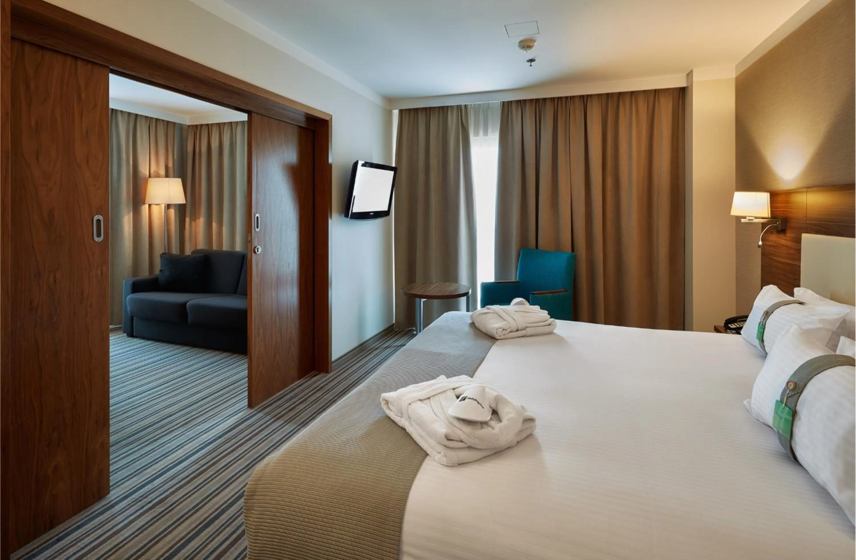 Bedroom, Bed in Holiday Inn Łódź by IHG