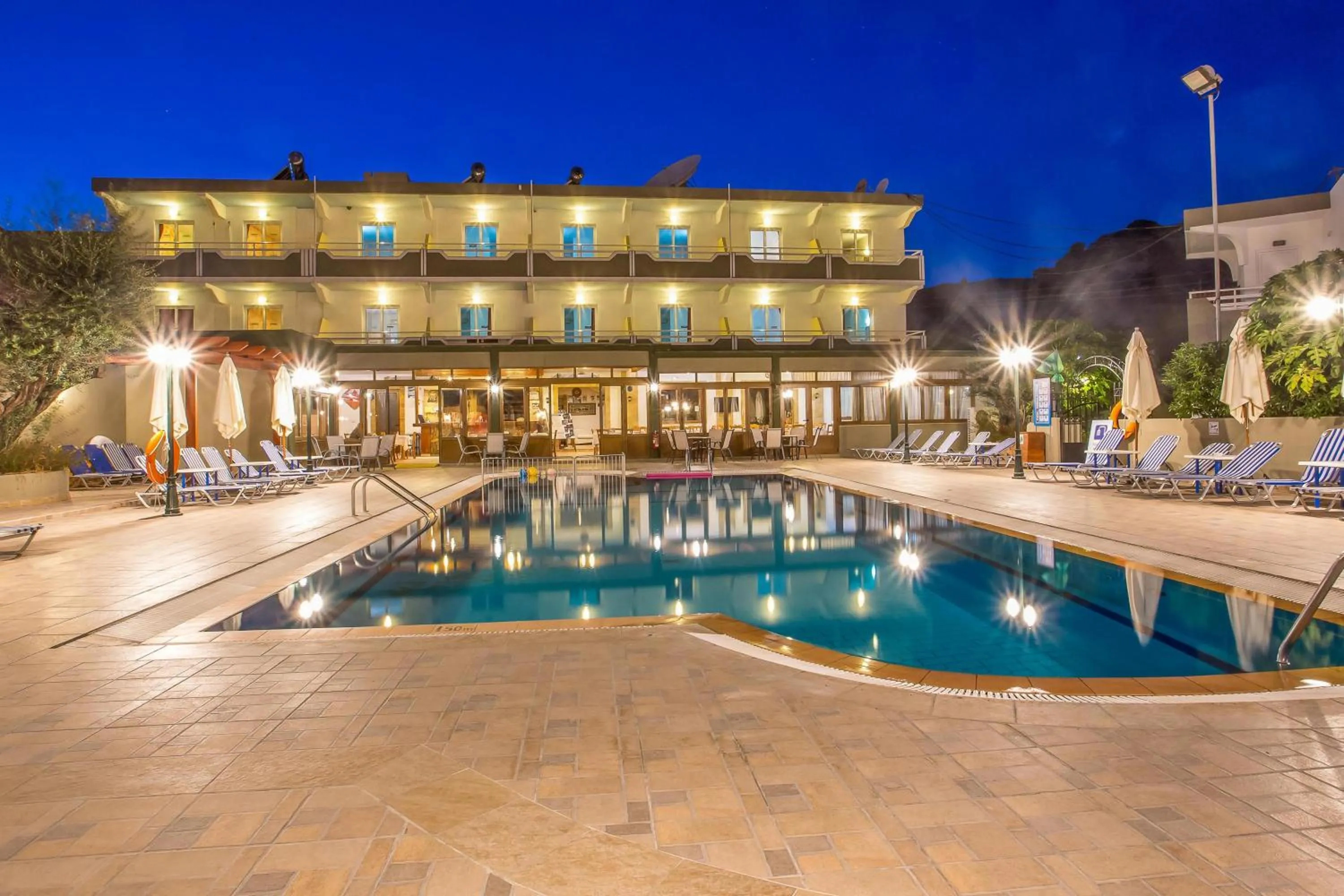 Swimming pool in Georgia Plus - All Inclusive