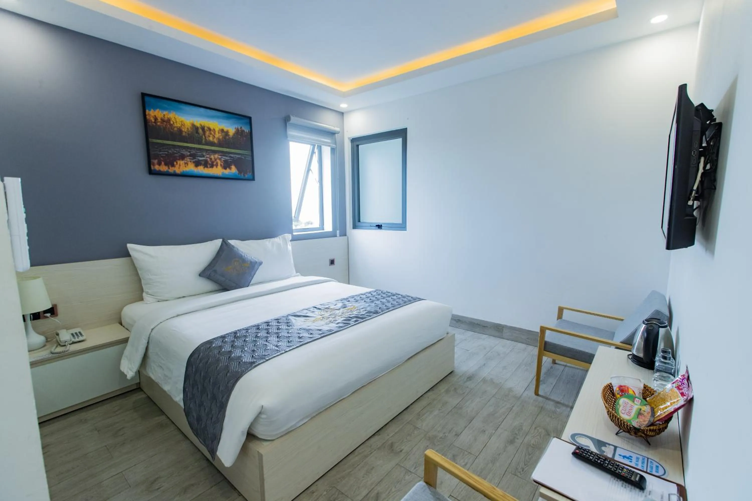 Photo of the whole room, Bed in Dang's Hotel