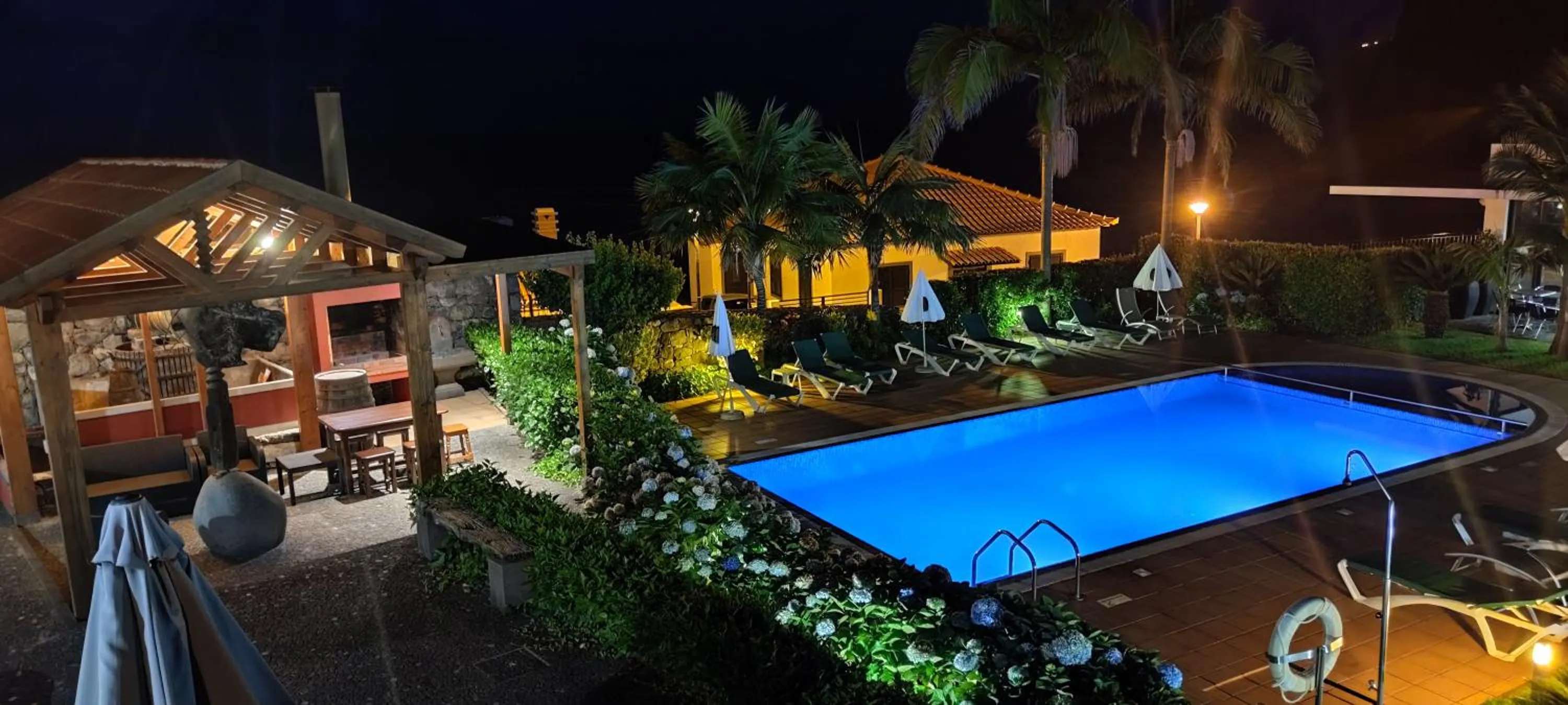 Pool view in Casa da Capelinha