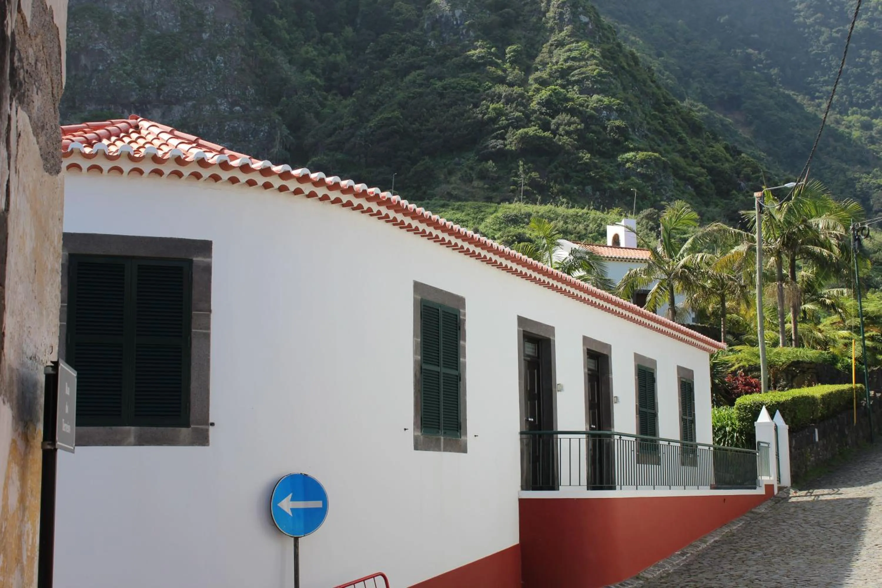 Property building in Casa da Capelinha