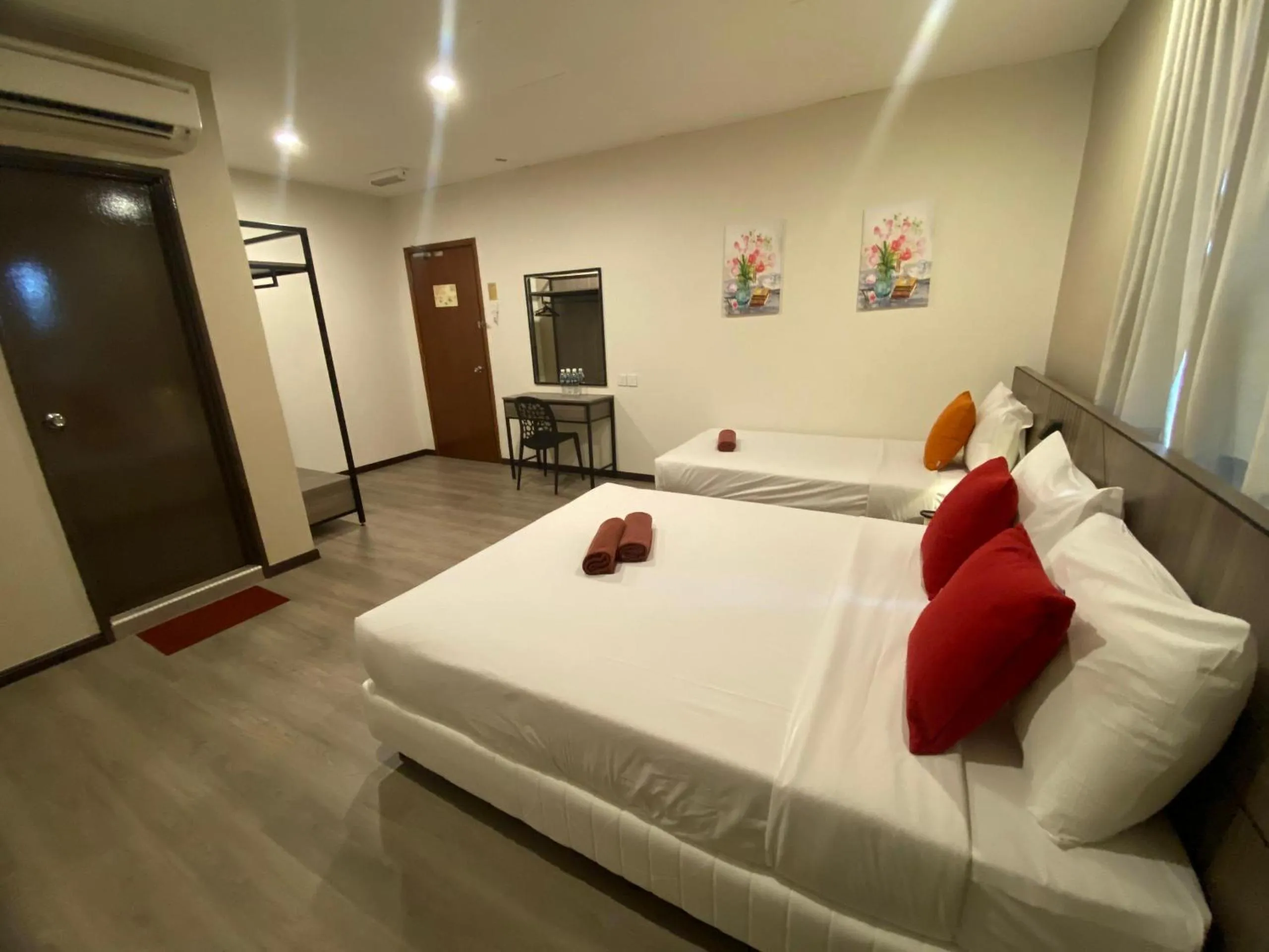 Bed in Northern Lodge Hotel