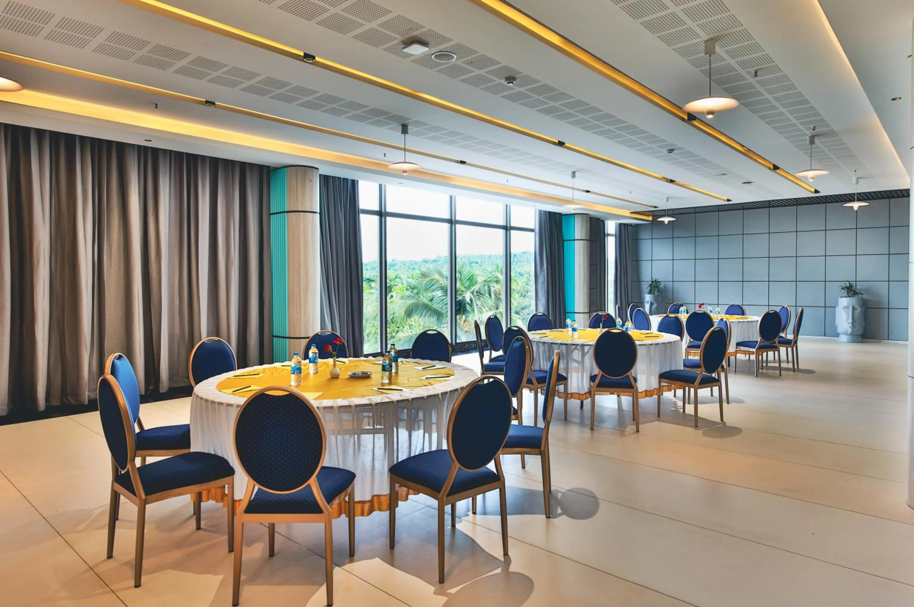 Banquet/Function facilities in Pushpak Grande