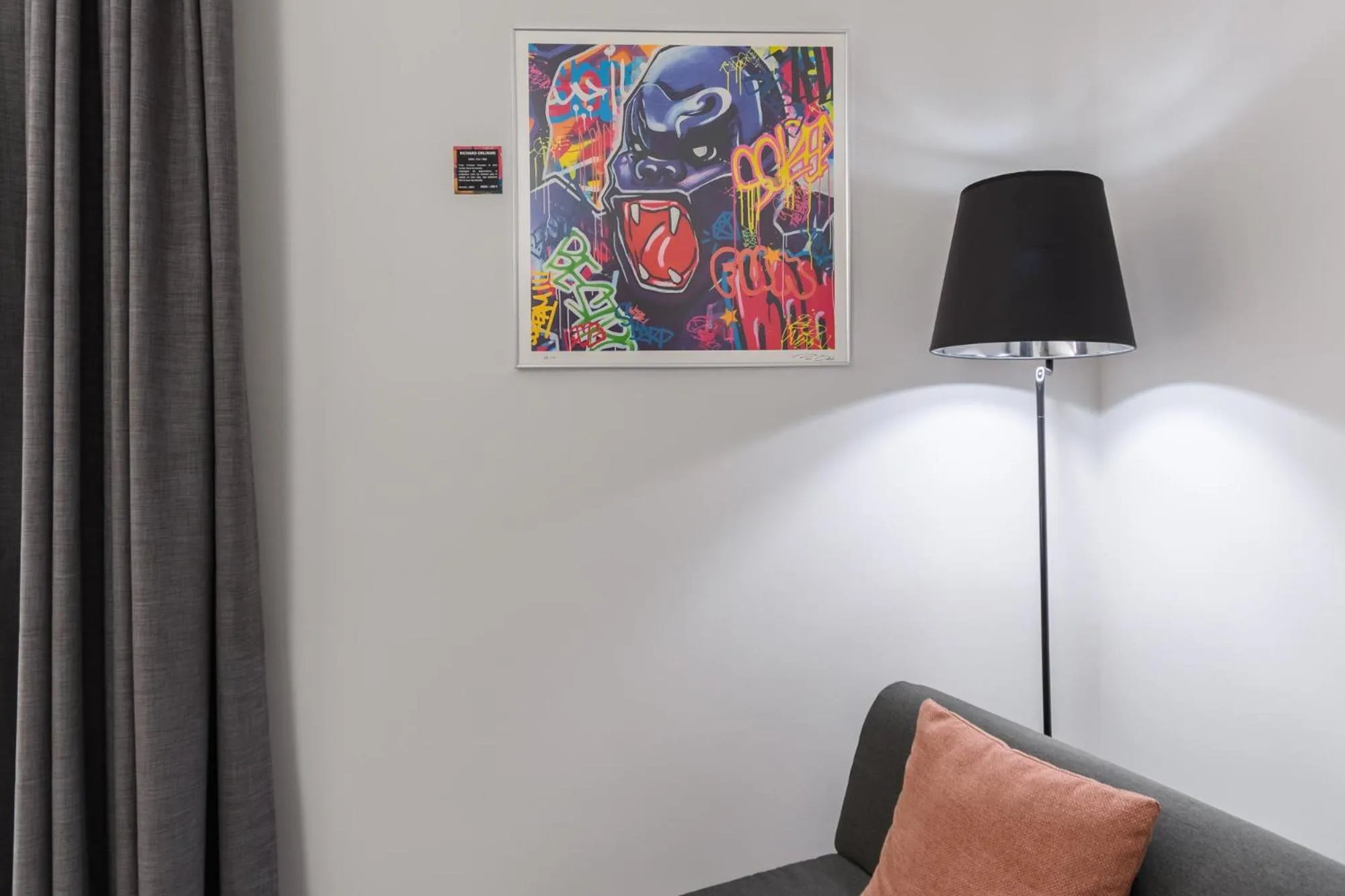 Photo of the whole room in Hype Hôtel