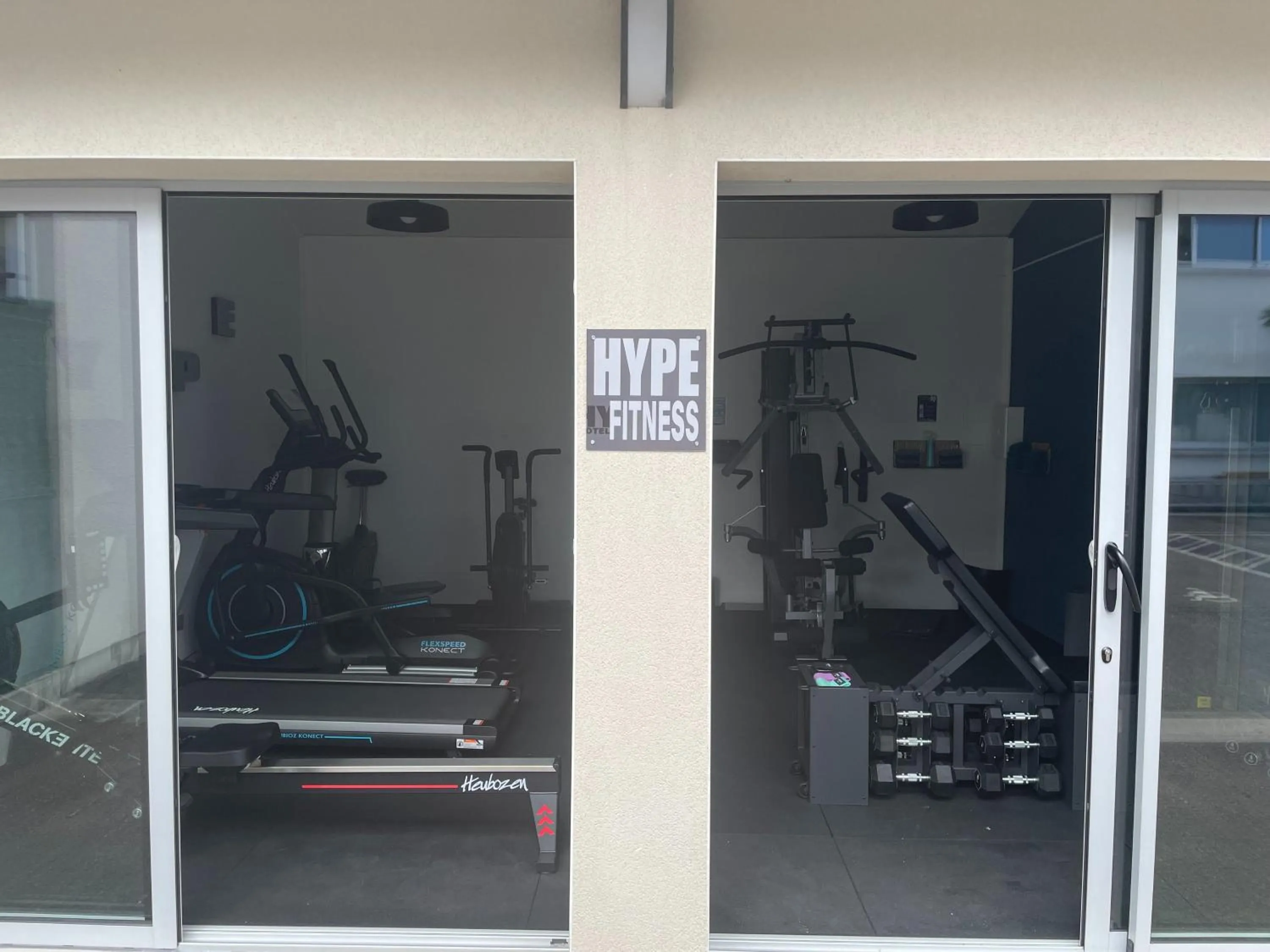 Fitness centre/facilities in Hype Hôtel