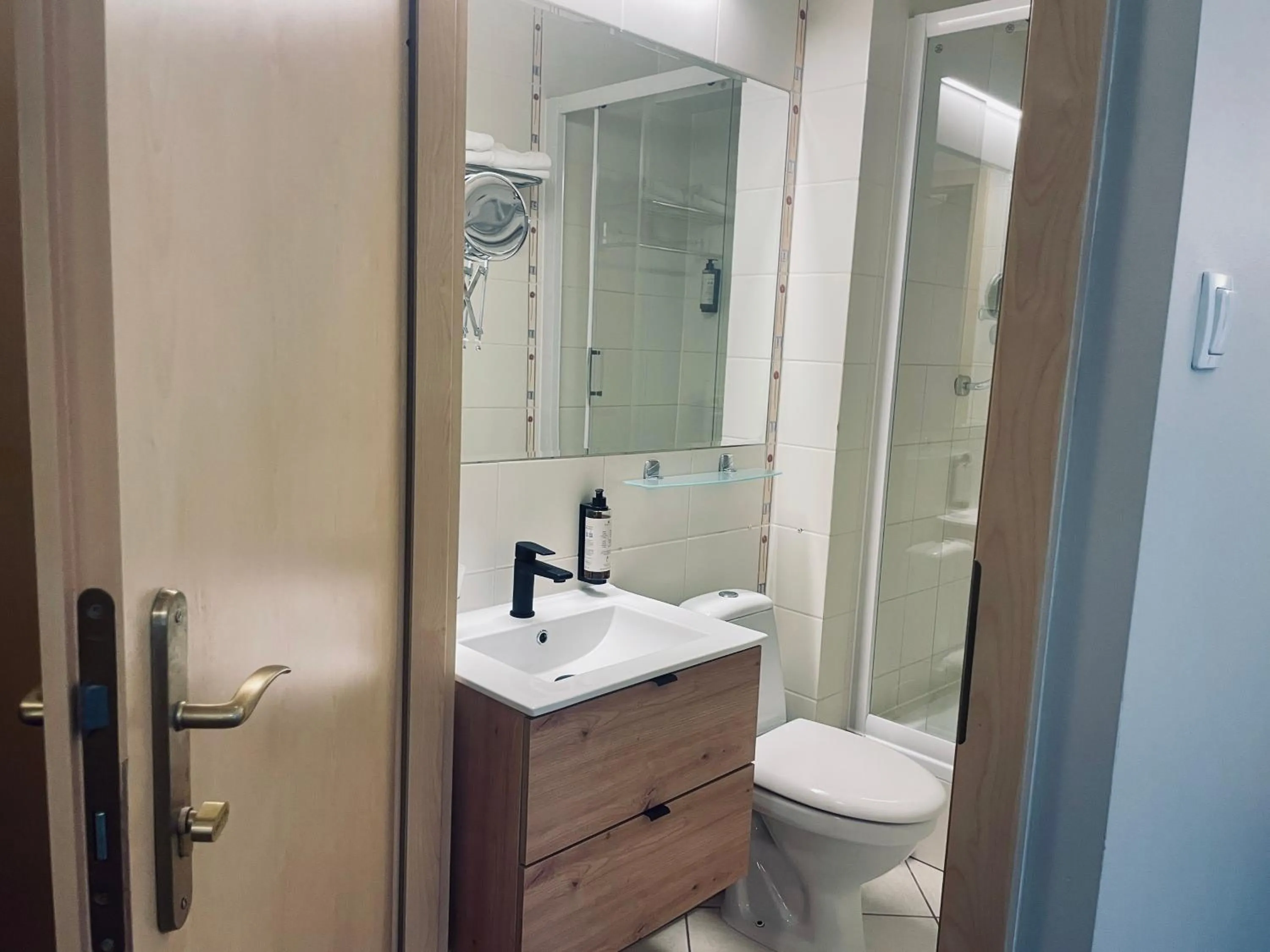 Hotel z Sanatorium Uzdrowiskowym Knieja Spa&Wellness