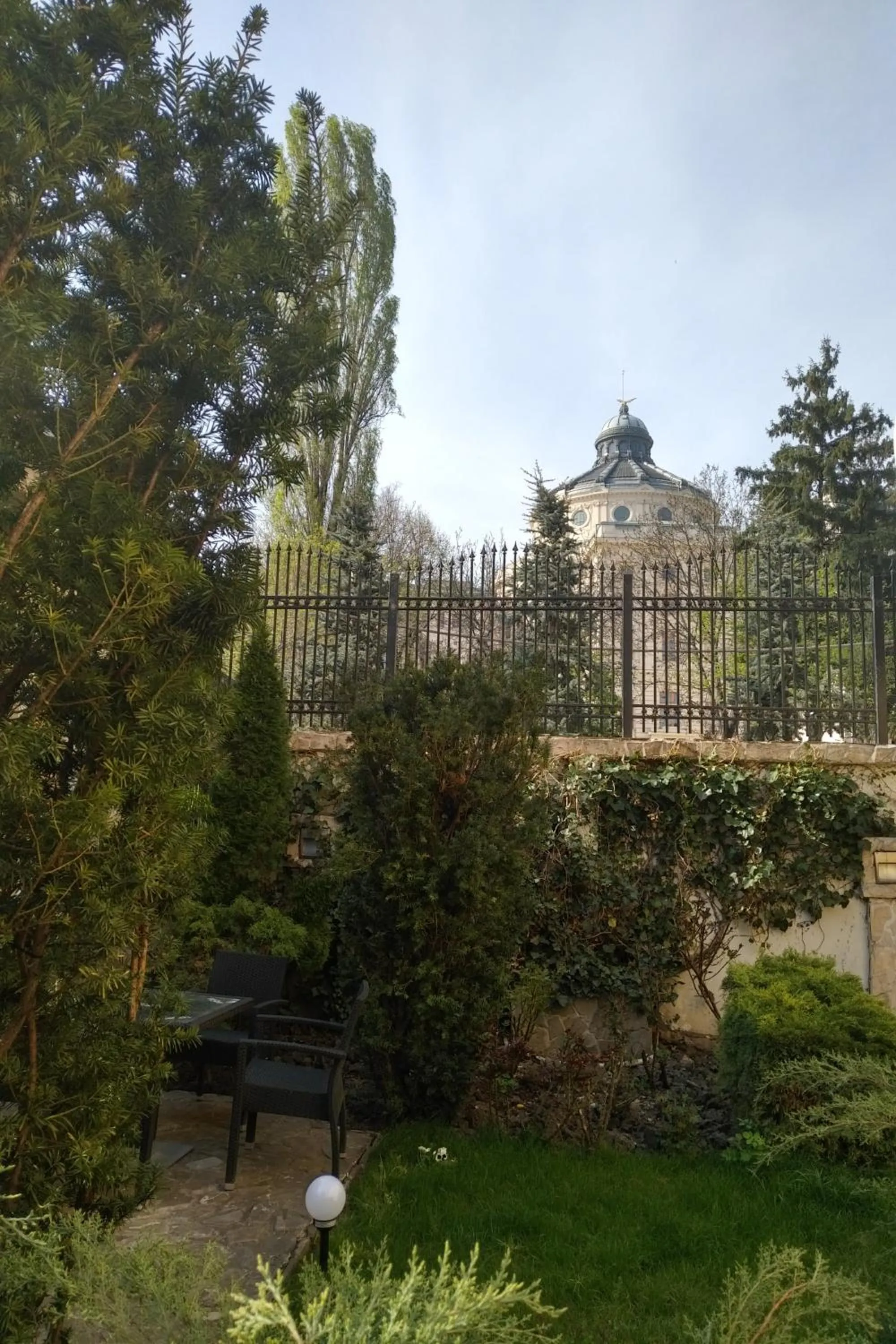 Property building in Prince Residence Apartments