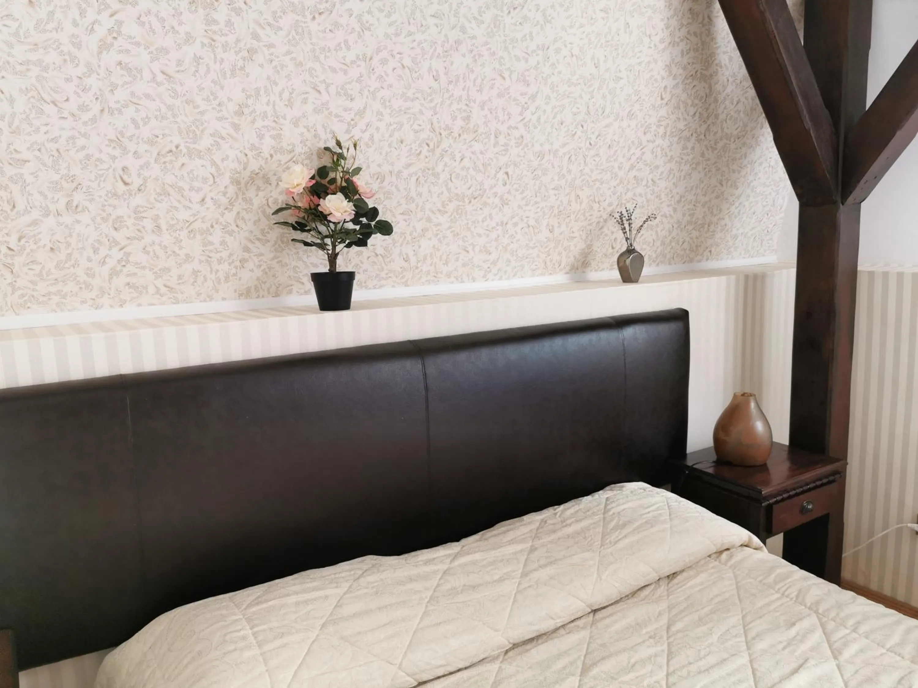 Bedroom, Bed in Prince Residence Apartments