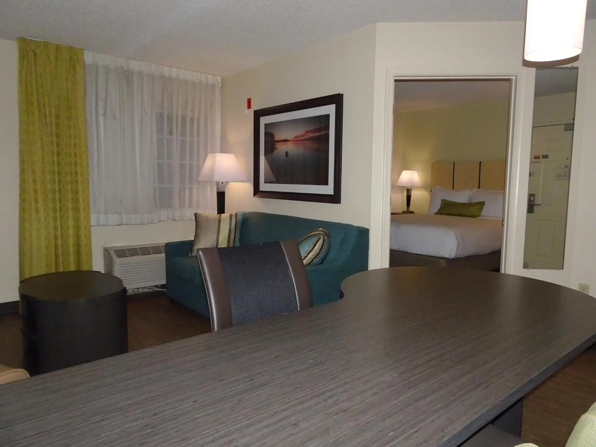 Photo of the whole room, Bed in Candlewood Suites Glen Allen-Short Pump