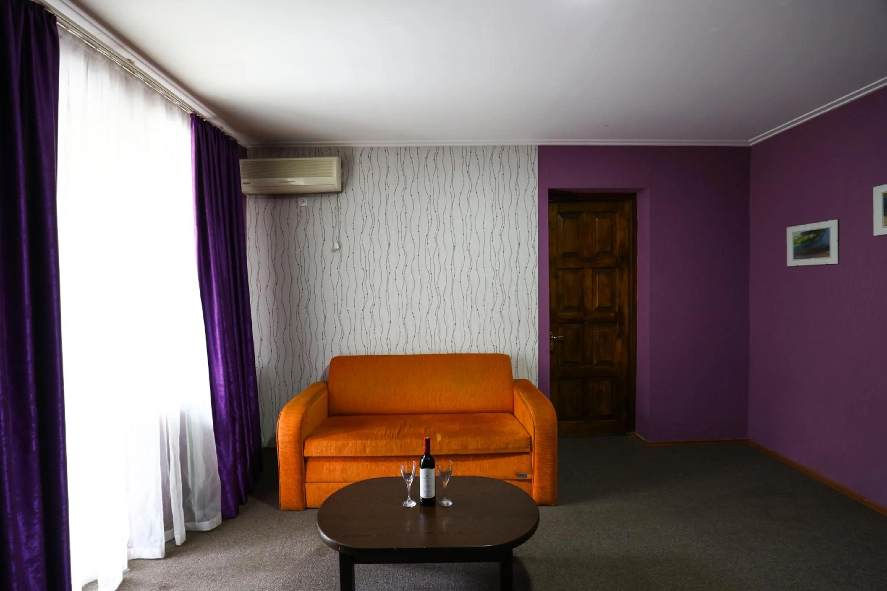 Living room in Park Hotel Imeri kutaisi