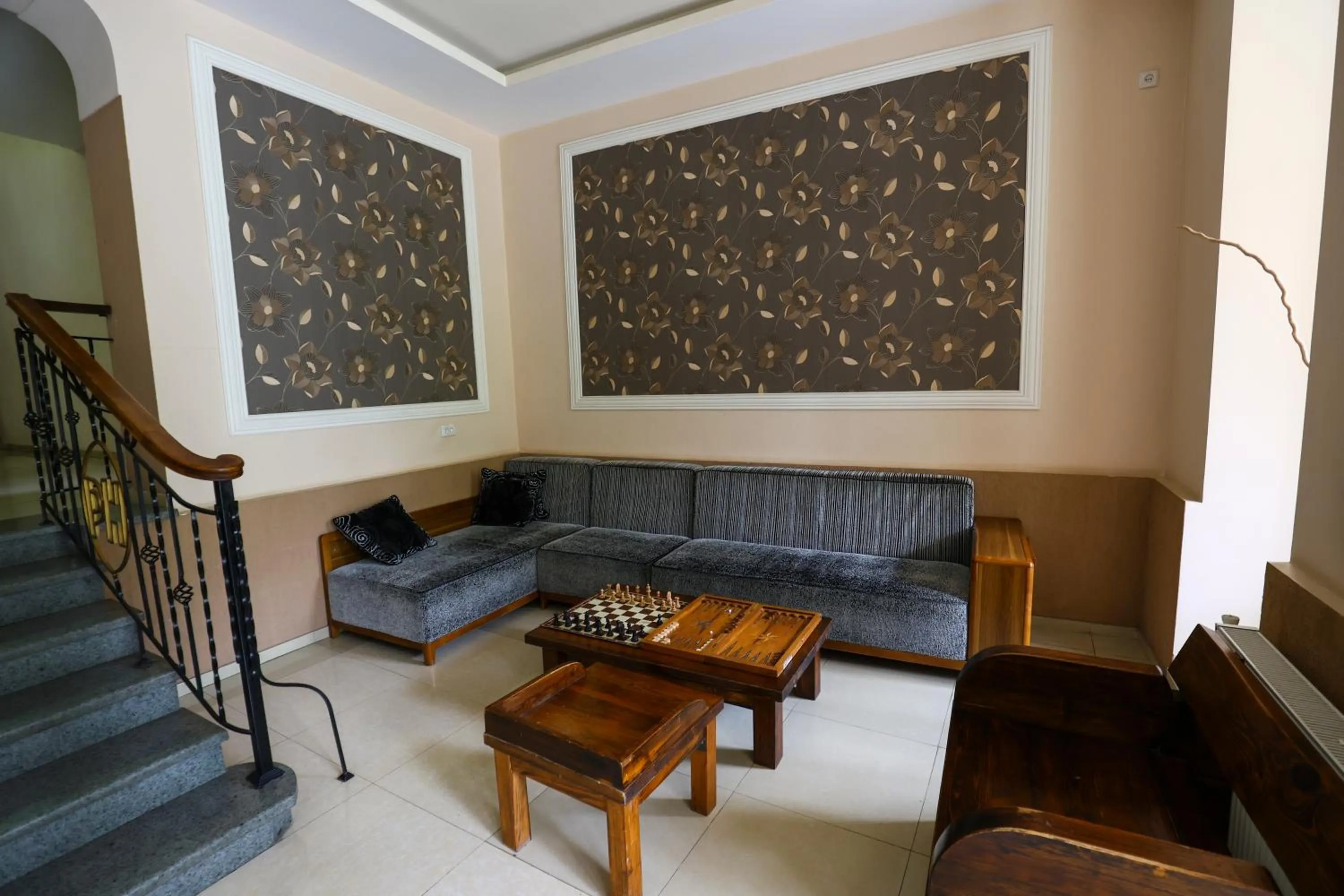 Living room in Park Hotel Imeri kutaisi