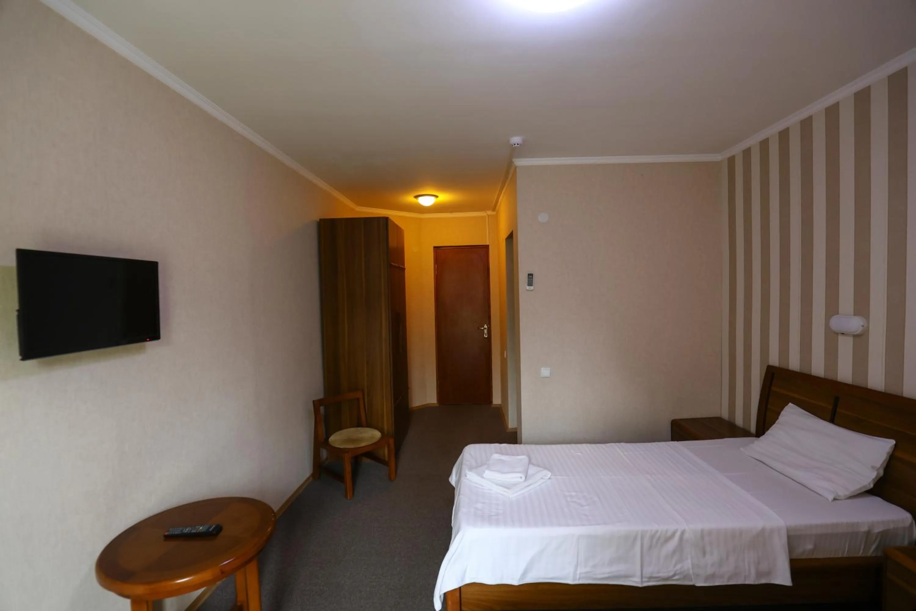 TV and multimedia, Bed in Park Hotel Imeri kutaisi