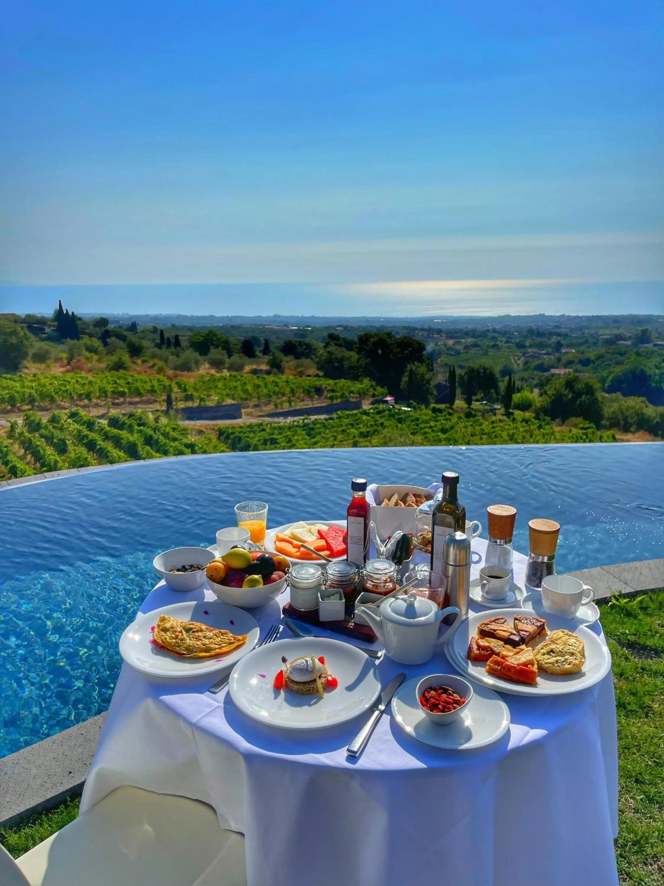 Food and drinks in Monaci delle Terre Nere