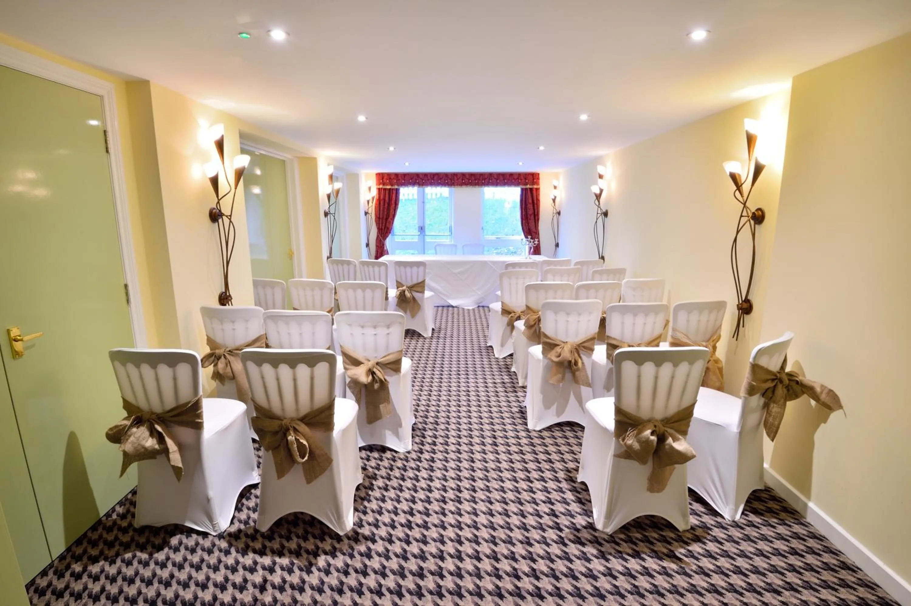 Banquet/Function facilities in The Roundabout Hotel