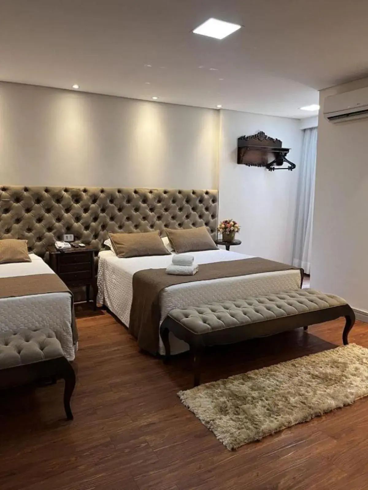 Luxury Triple Room in Maximus Business by - Easy Hotéis Luxury Triple Room in Maximus Business by - Easy Hotéis