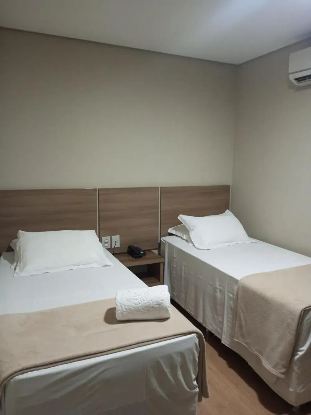 Twin Room in Maximus Business by - Easy Hotéis Twin Room in Maximus Business by - Easy Hotéis