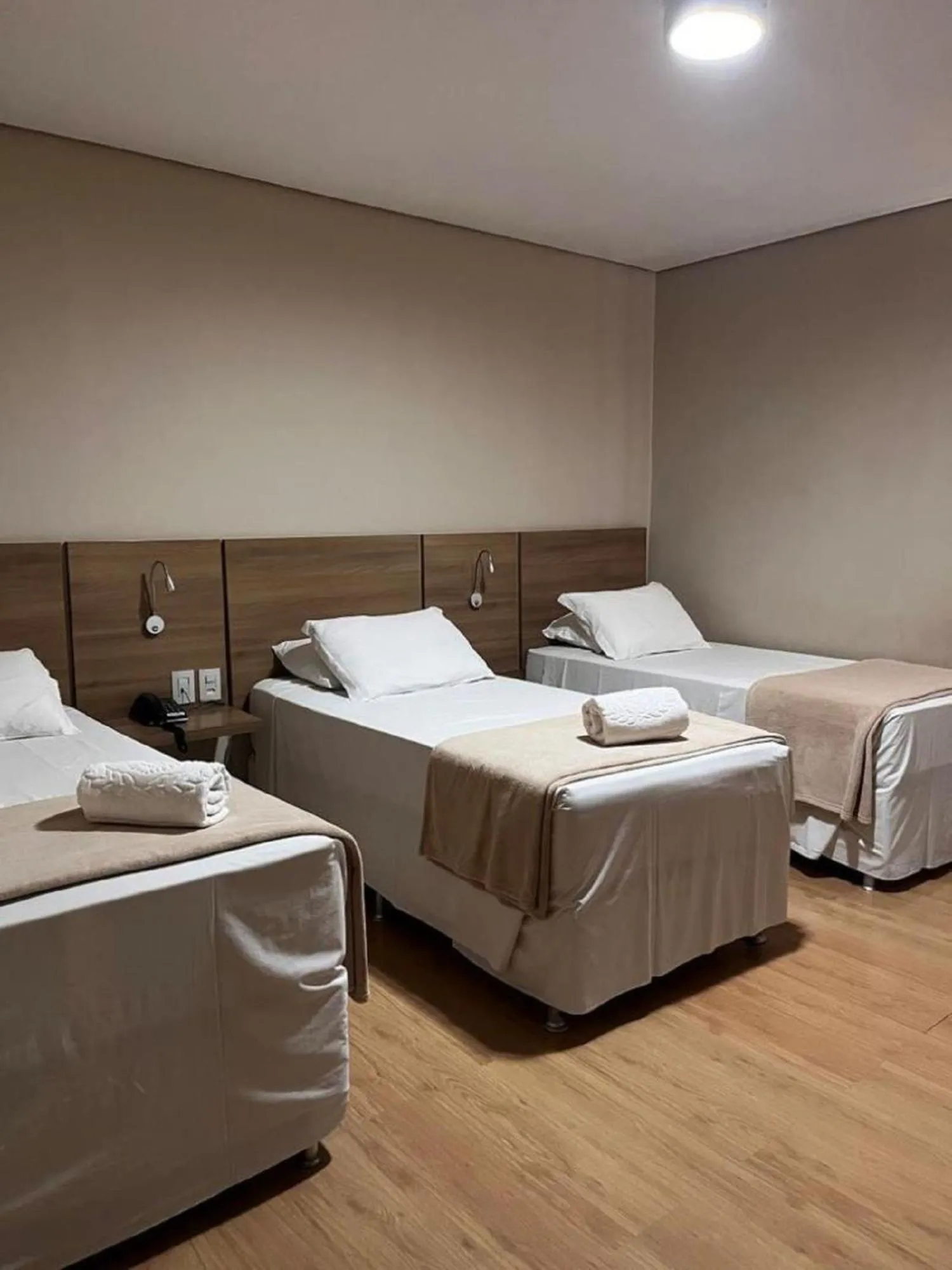 Bed in Maximus Business by - Easy Hotéis