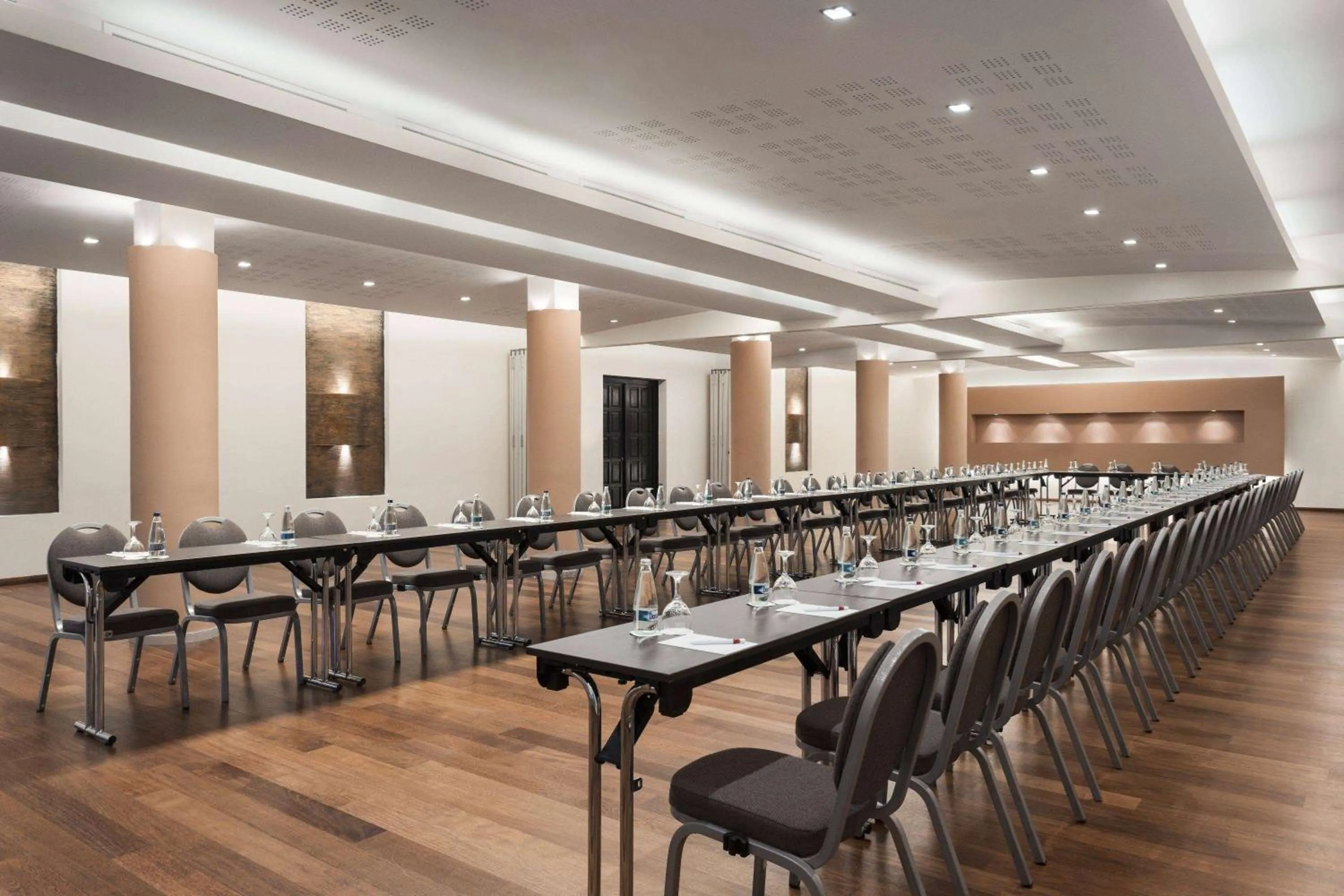 Meeting/conference room in Ramada by Wyndham Bucharest Parc Hotel