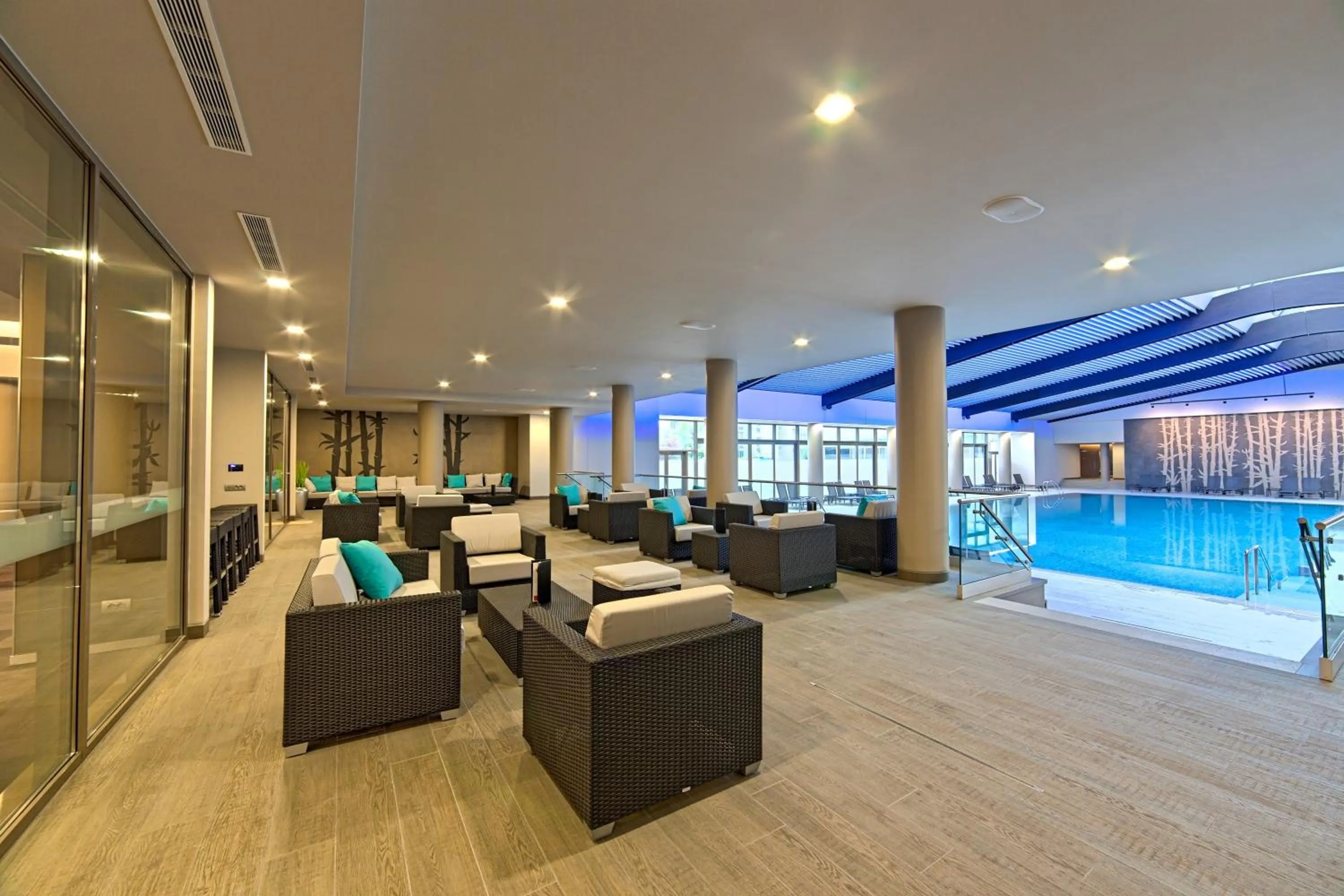 Swimming pool in Ramada by Wyndham Bucharest Parc Hotel