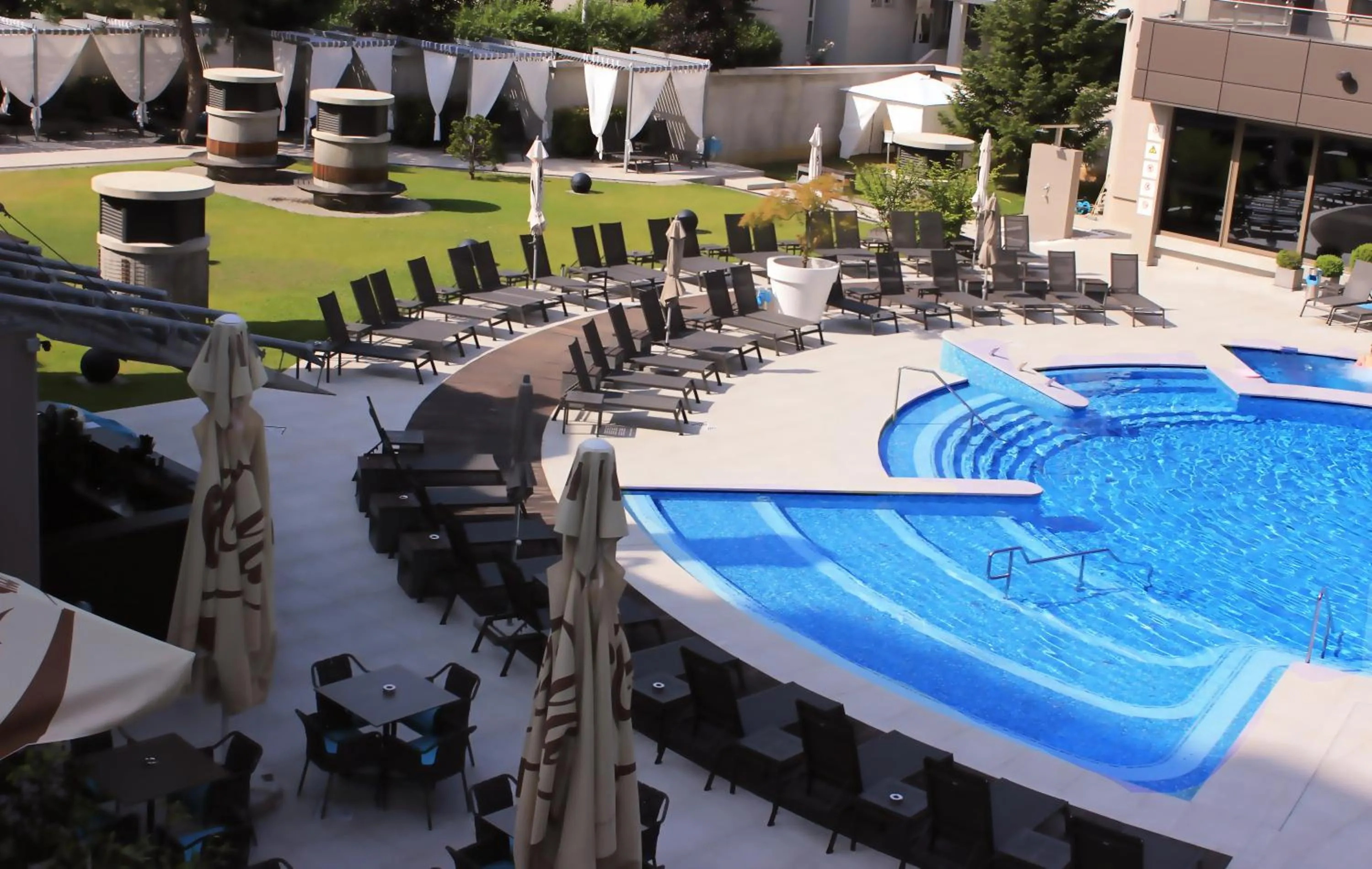 Balcony/Terrace in Ramada by Wyndham Bucharest Parc Hotel