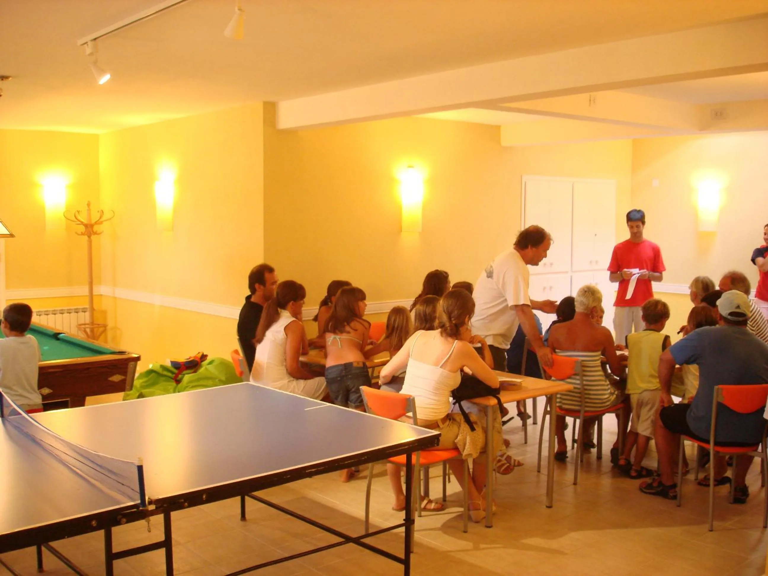 Table tennis in Carilo Soleil By HS