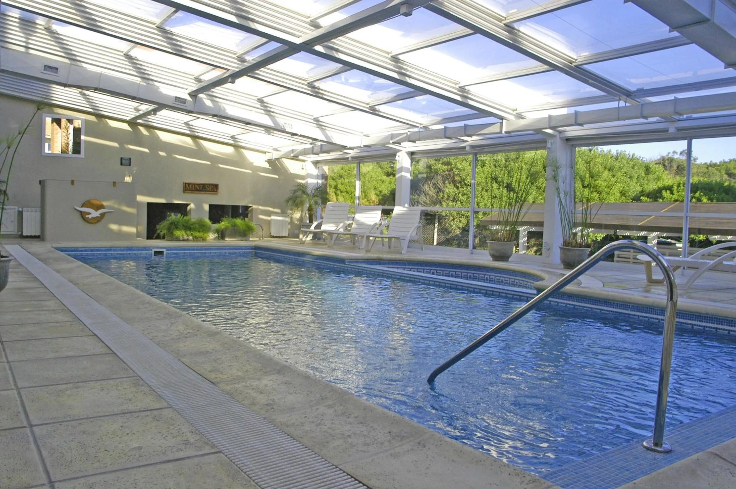 Swimming pool in Carilo Soleil By HS