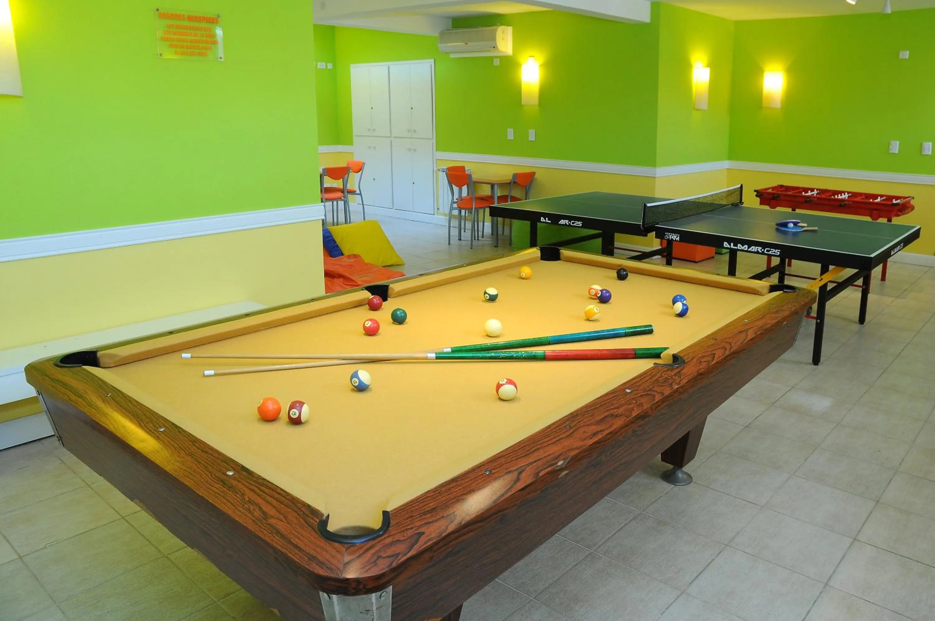 Game Room in Carilo Soleil By HS