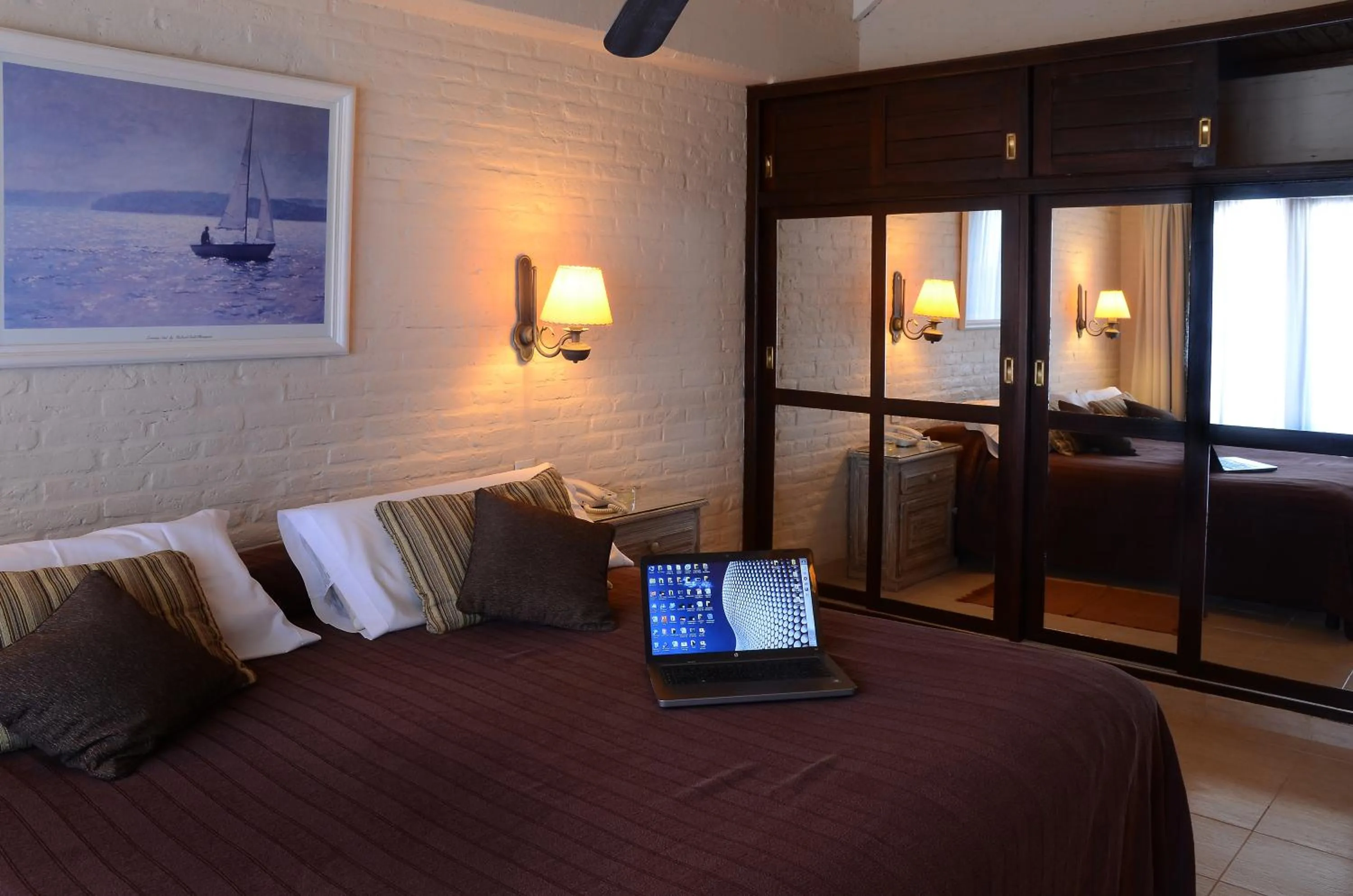 Bed in Carilo Soleil By HS