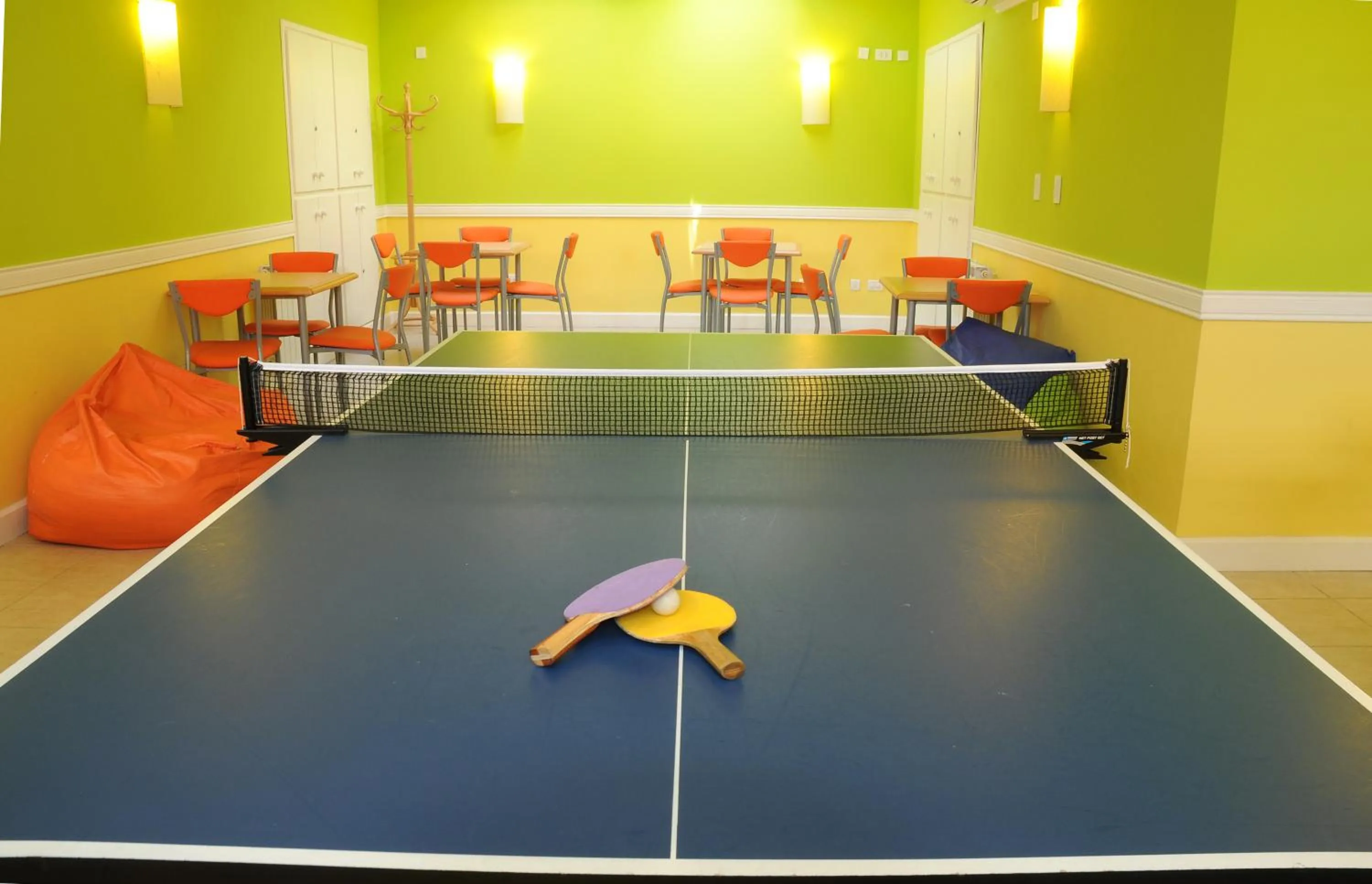 Table tennis in Carilo Soleil By HS