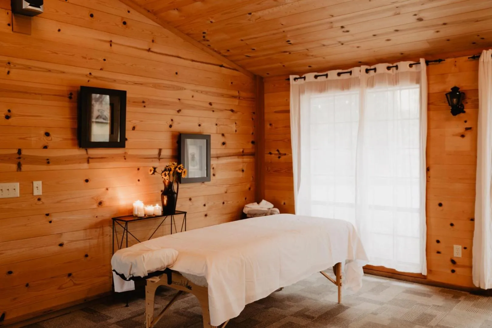 Spa and wellness centre/facilities, Bed in Sonoma Coast Villa