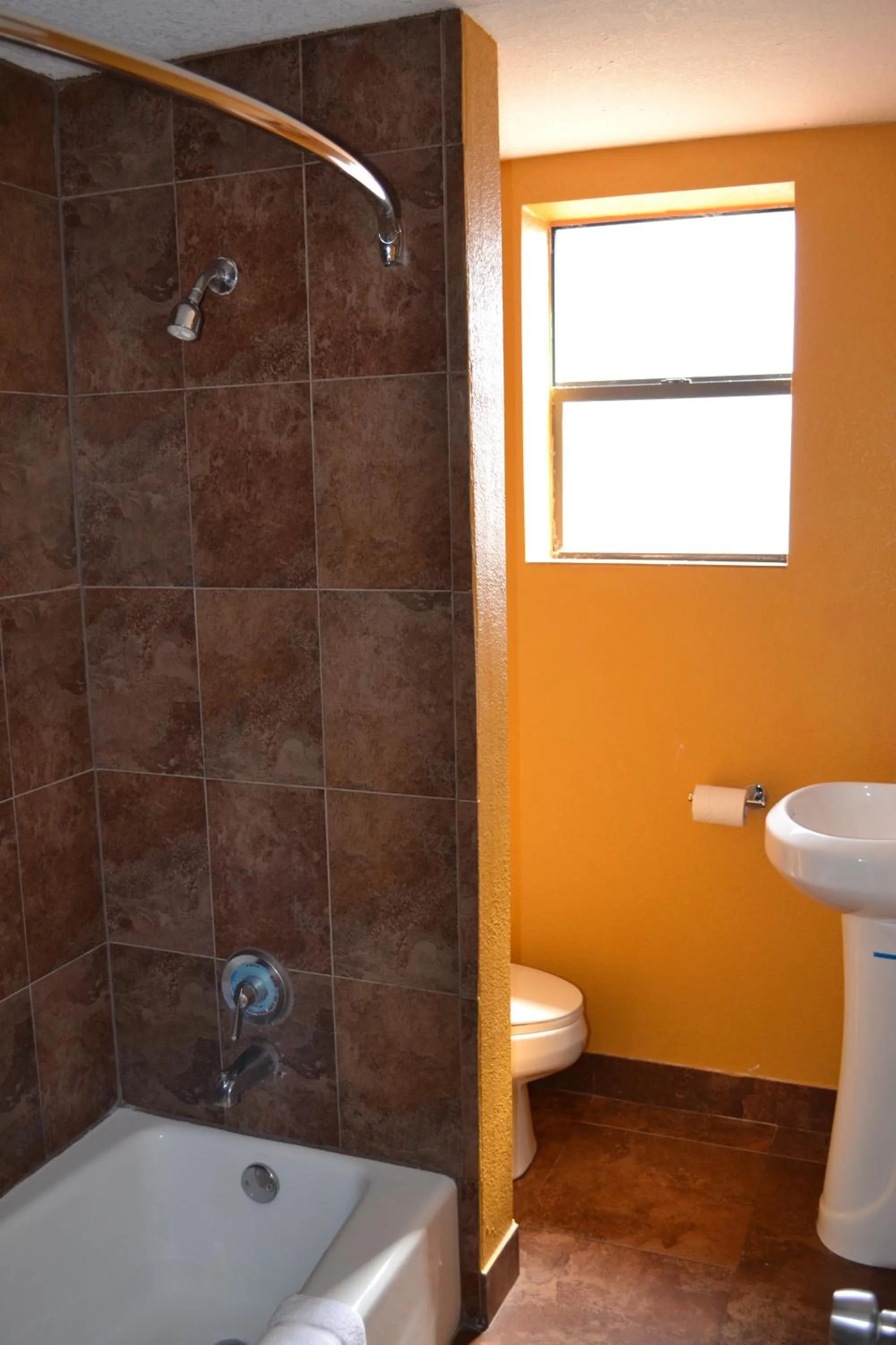 Bathroom in San Marina Motel Daytona